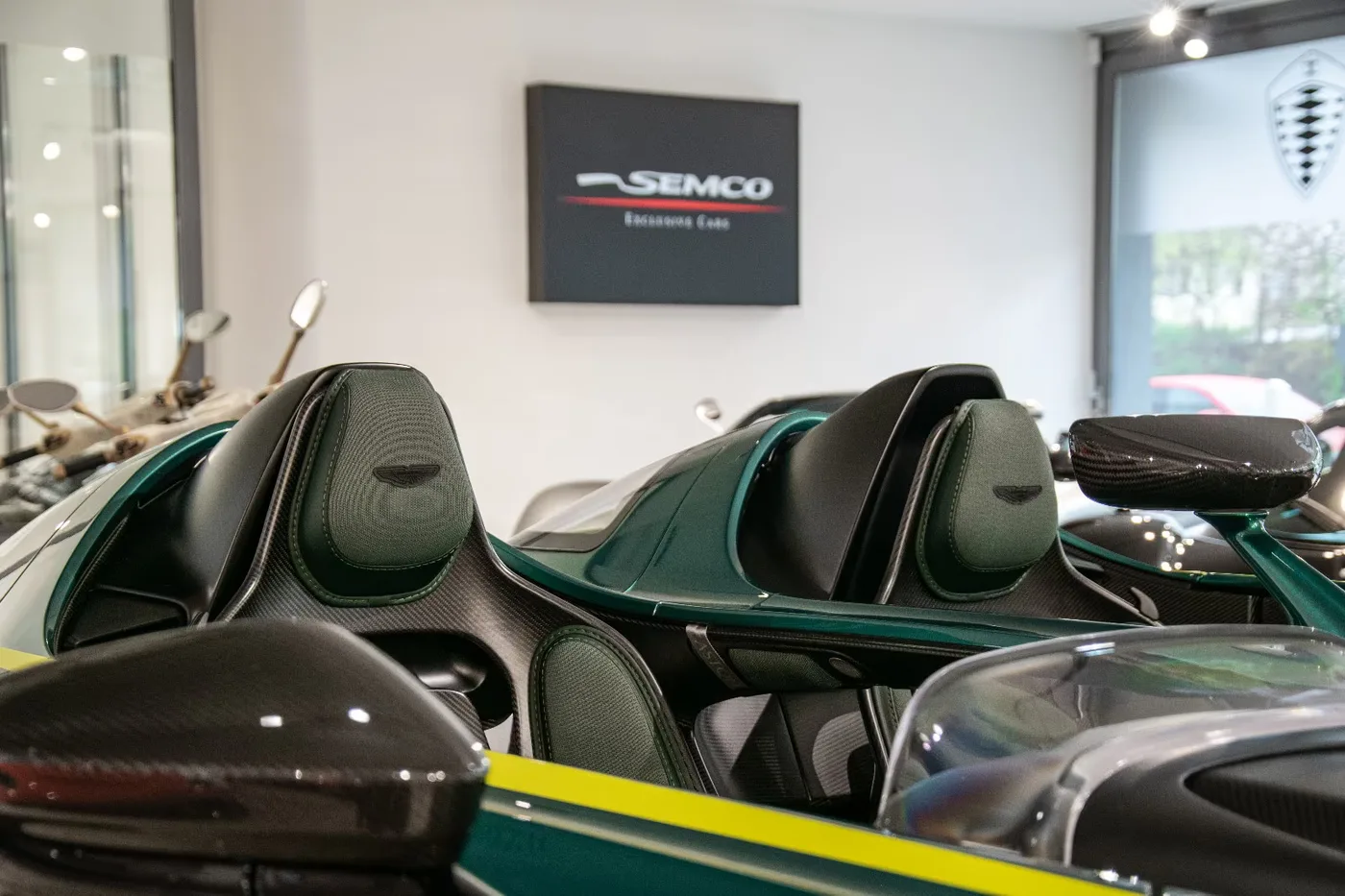 2021 Aston Martin V12 Speedster offered by a specialist dealer in Haar, Germany, photo 6 of 30