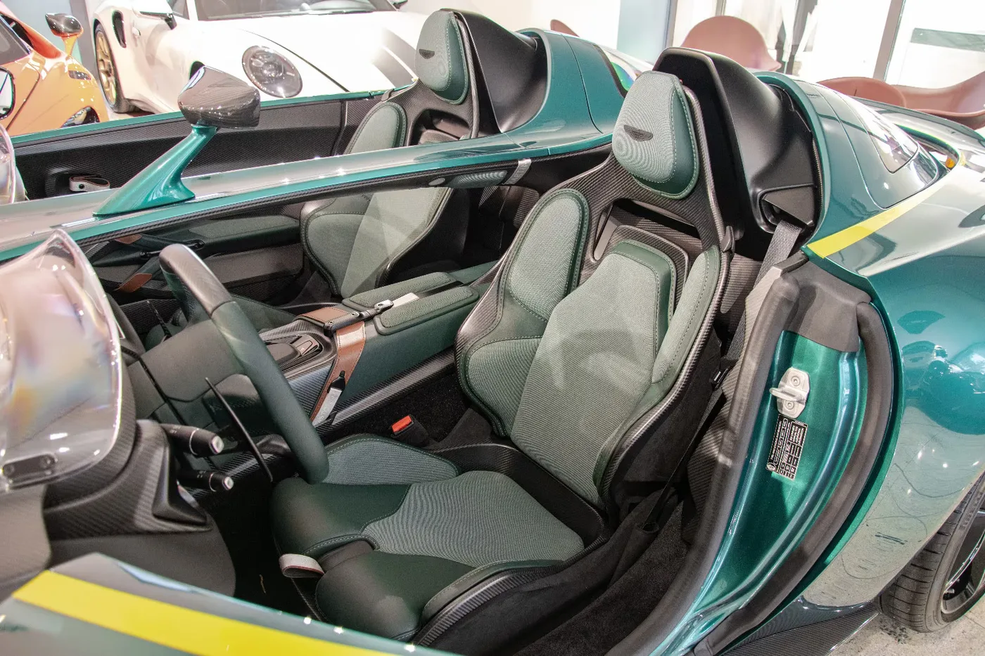 2021 Aston Martin V12 Speedster offered by a specialist dealer in Haar, Germany, photo 10 of 30