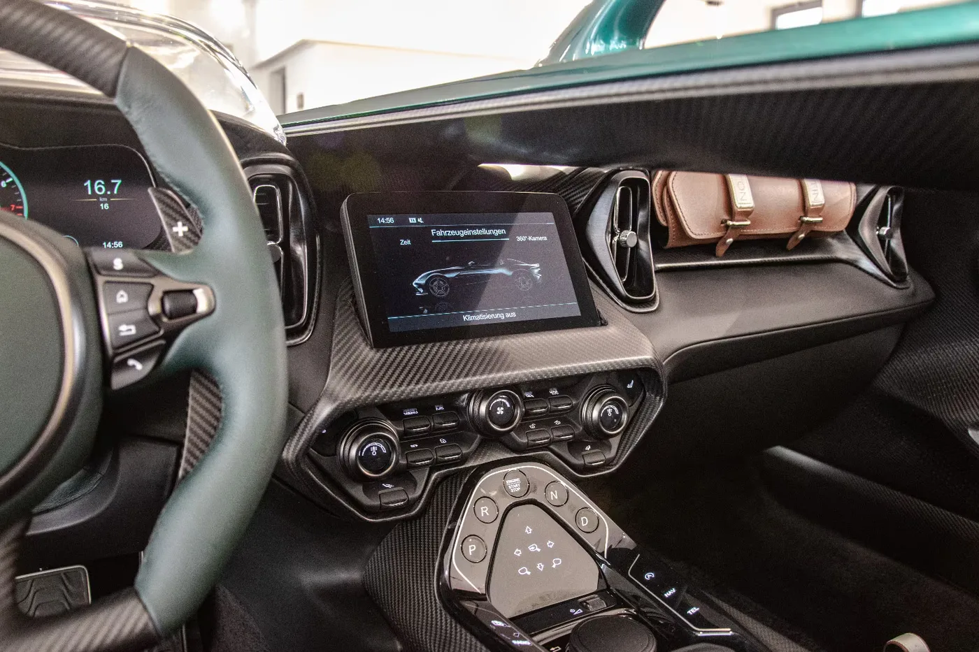 2021 Aston Martin V12 Speedster offered by a specialist dealer in Haar, Germany, photo 12 of 30