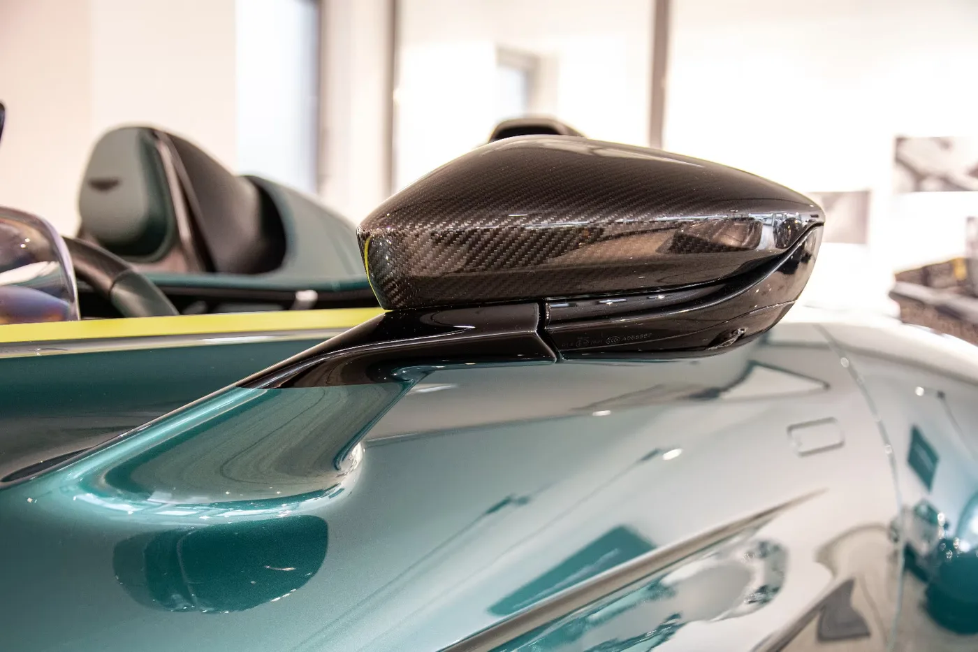 2021 Aston Martin V12 Speedster offered by a specialist dealer in Haar, Germany, photo 19 of 30