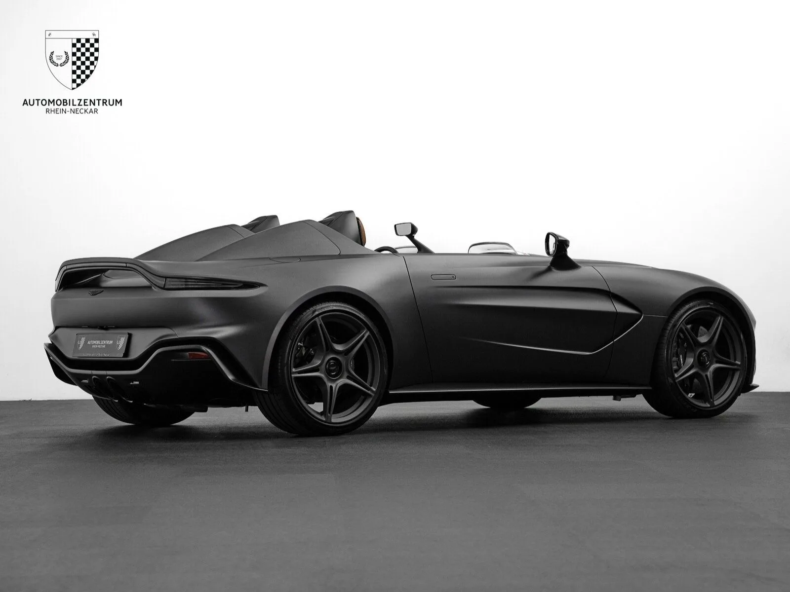 2021 Aston Martin V12 Speedster, 8/30