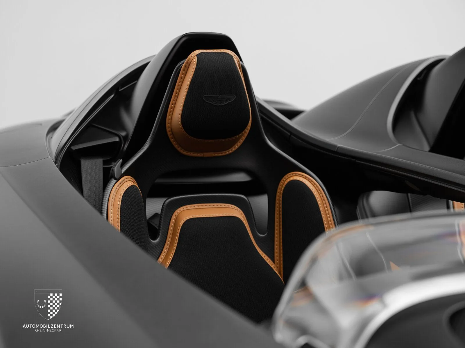 2021 Aston Martin V12 Speedster, 14/30