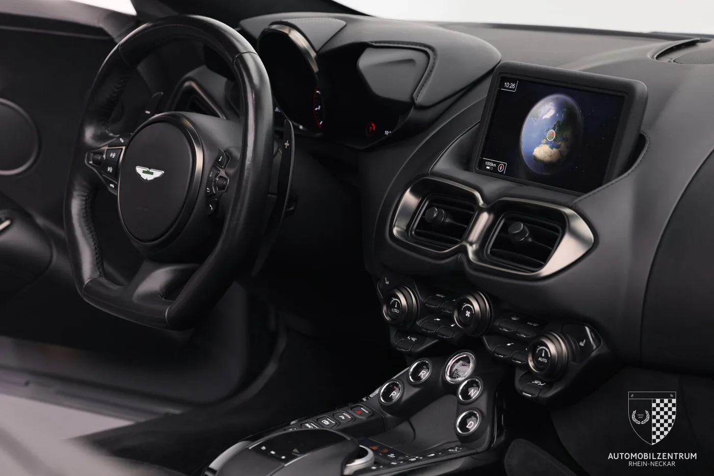 2021 Aston Martin V8 Vantage Roadster offered by a supercar dealer in Viernheim, Germany, photo 23 of 25