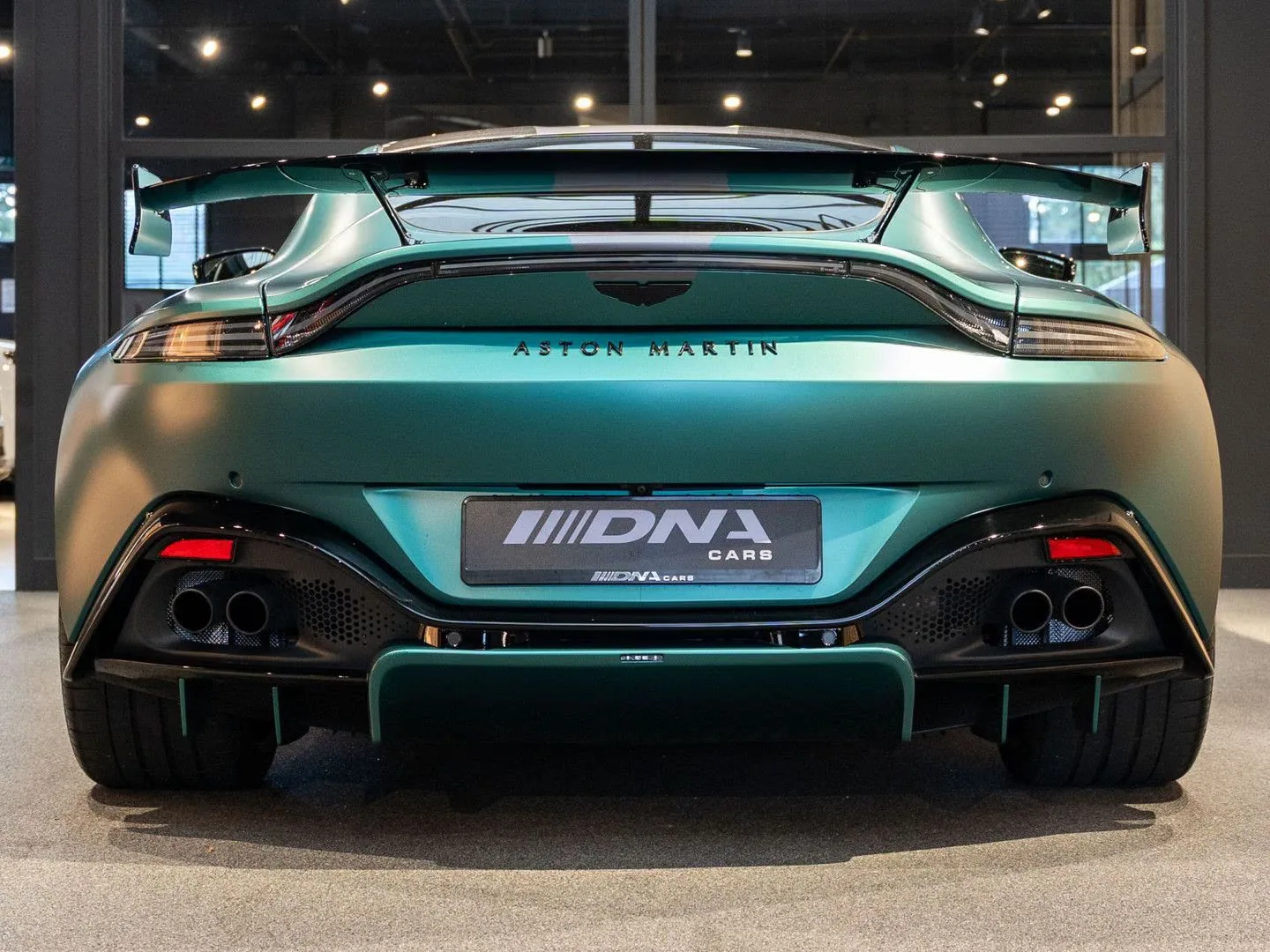 2021 Aston Martin Vantage F1 Edition, 4/30