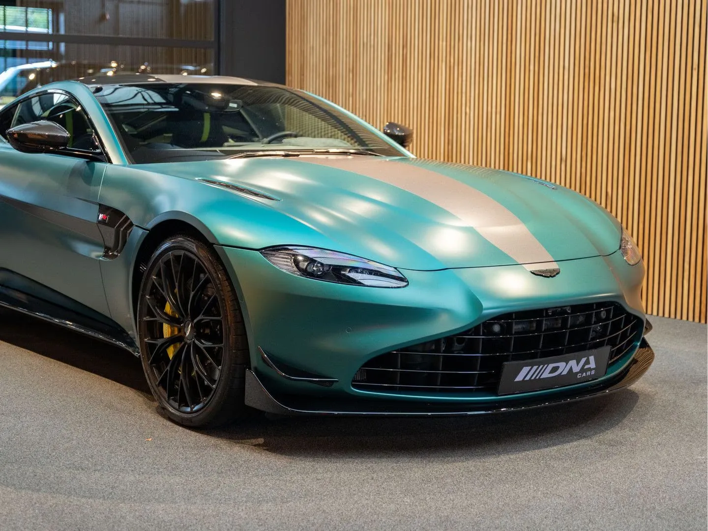 2021 Aston Martin Vantage F1 Edition, 10/30