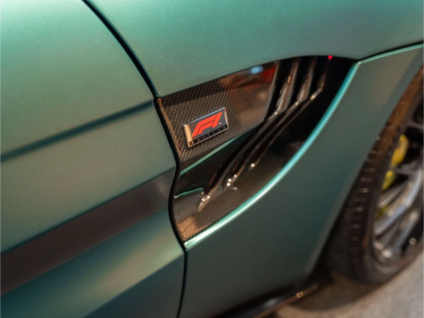 2021 Aston Martin Vantage F1 Edition, 15/30