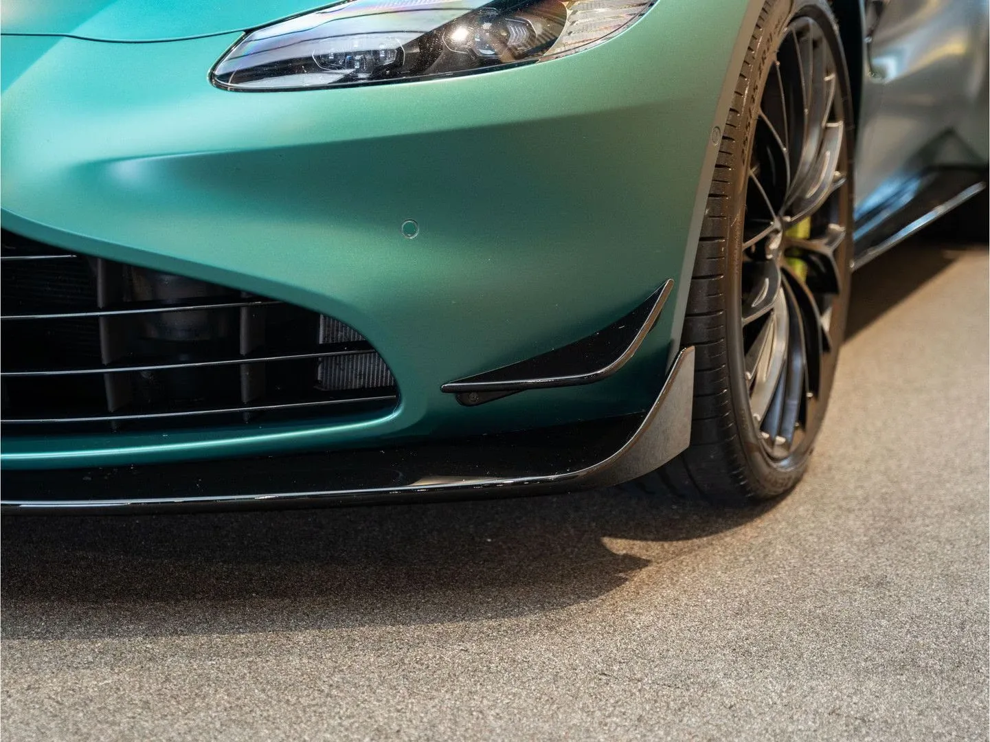 2021 Aston Martin Vantage F1 Edition, 18/30