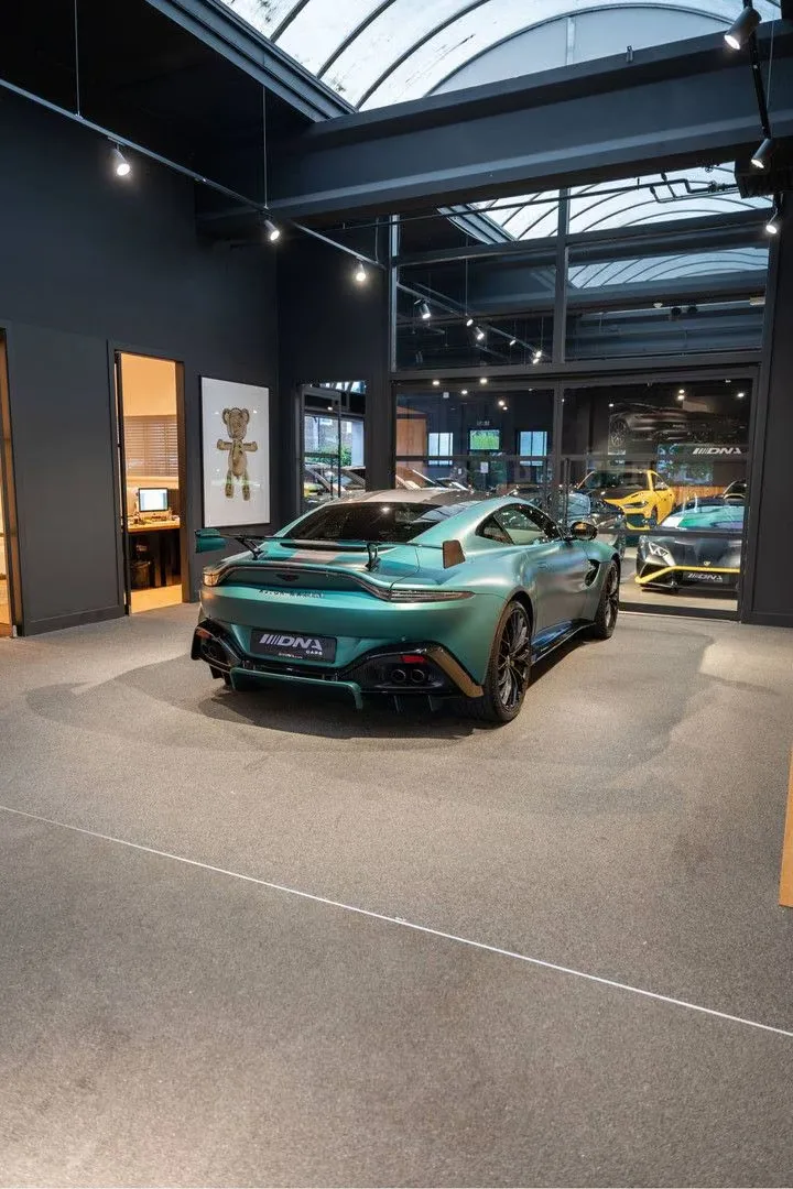 2021 Aston Martin Vantage F1 Edition, 26/30