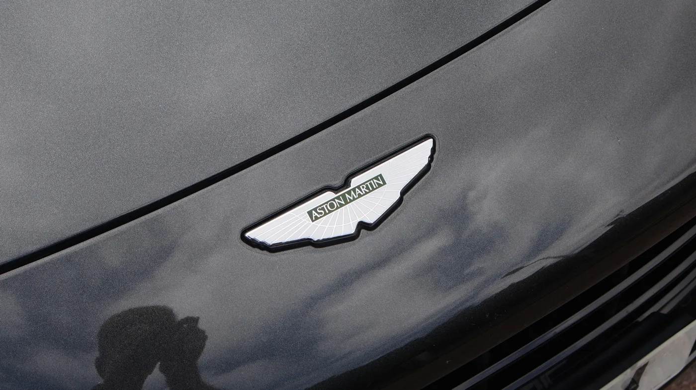 2021 Aston Martin V8 Vantage angeboten von einer Vertragshändlergruppe in Pangbourne, Vereinigtes Königreich, Foto 24 von 25