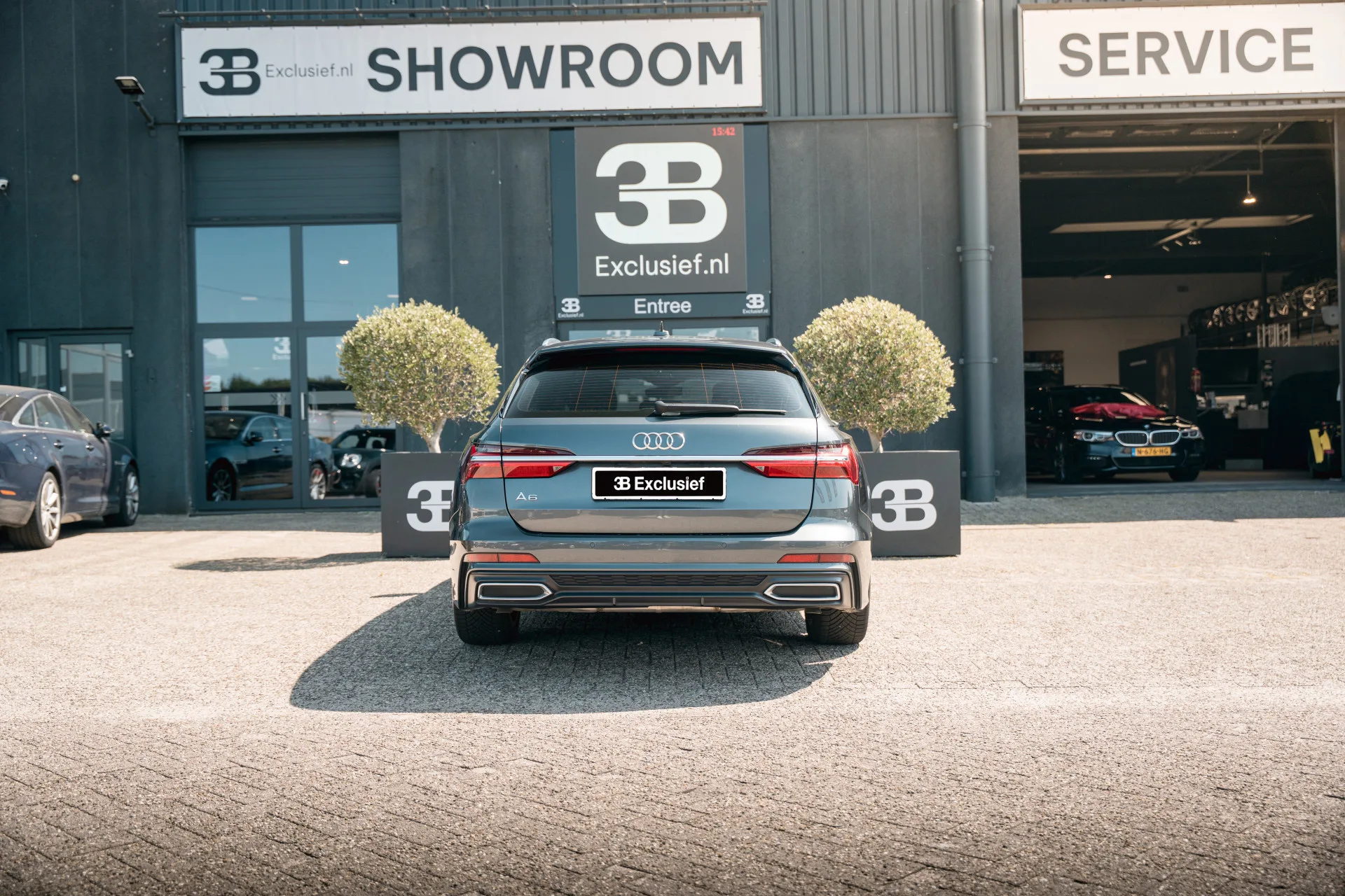 2021 Audi A6 Avant 45 TFSI S edition, 25/26