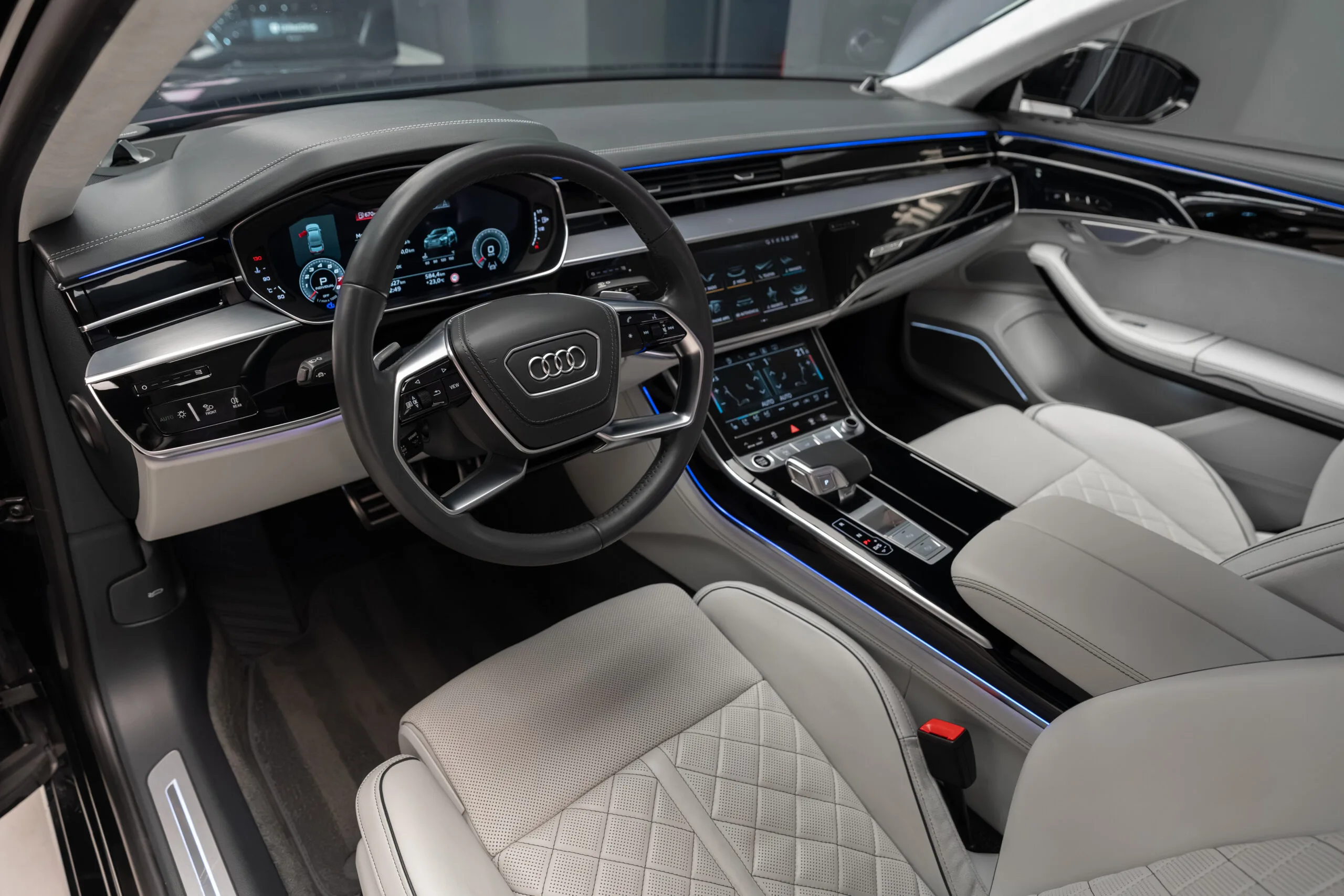 2021 Audi A8 60 TFSI quattro, 8/30