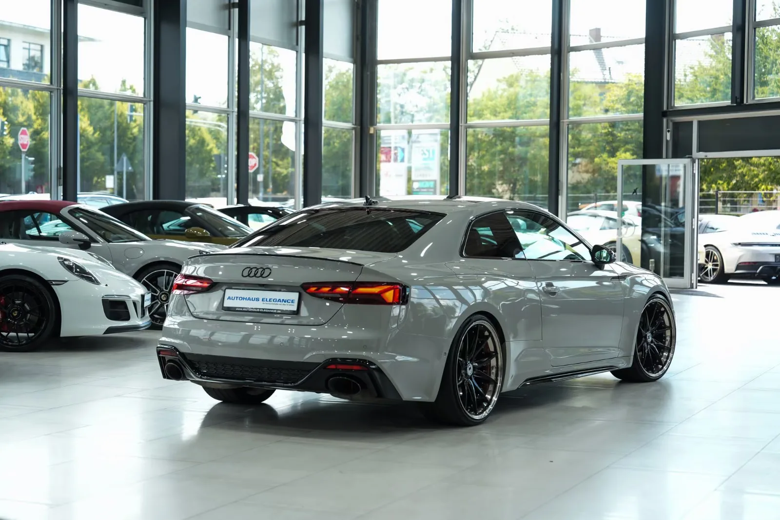 2021 Audi RS5 Coupé, 2/30