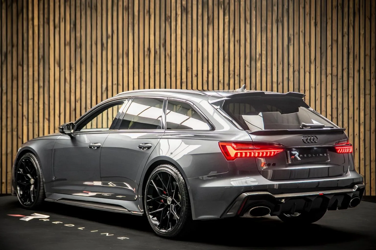 2021 Audi RS6 Avant Carbon Black, 3/30