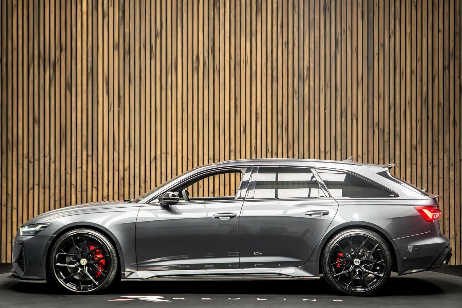 2021 Audi RS6 Avant Carbon Black, 7/30