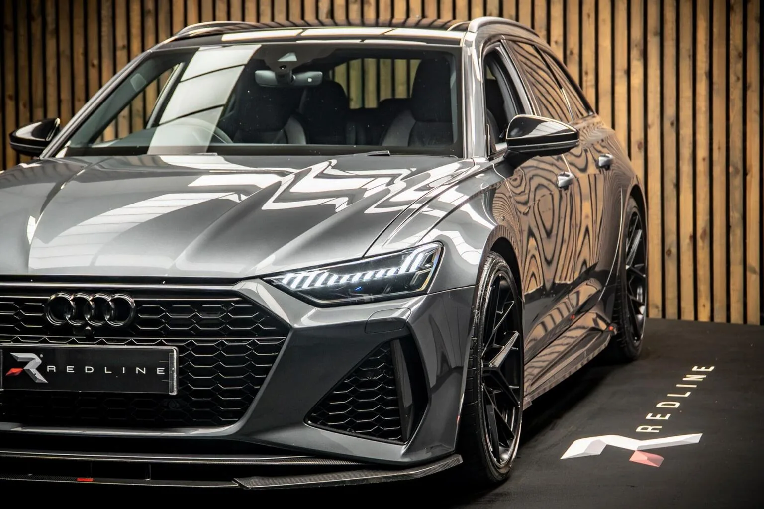 2021 Audi RS6 Avant Carbon Black, 12/30