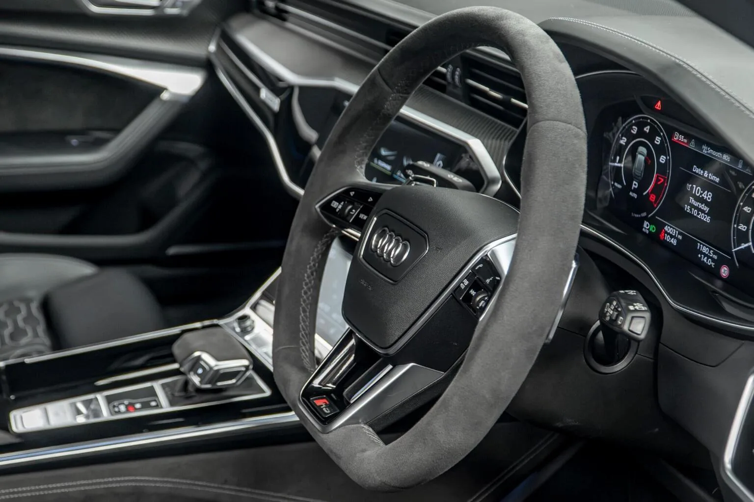 2021 Audi RS6 Avant Carbon Black, 27/30
