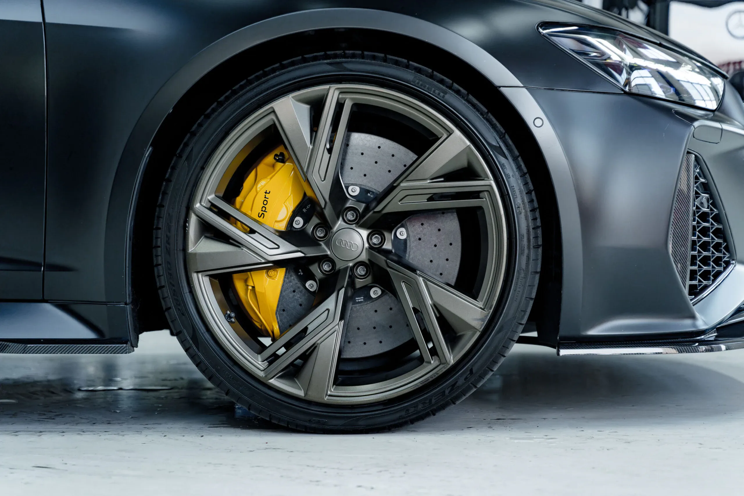 2021 Audi RS6 Avant Urban Automotive, 8/30