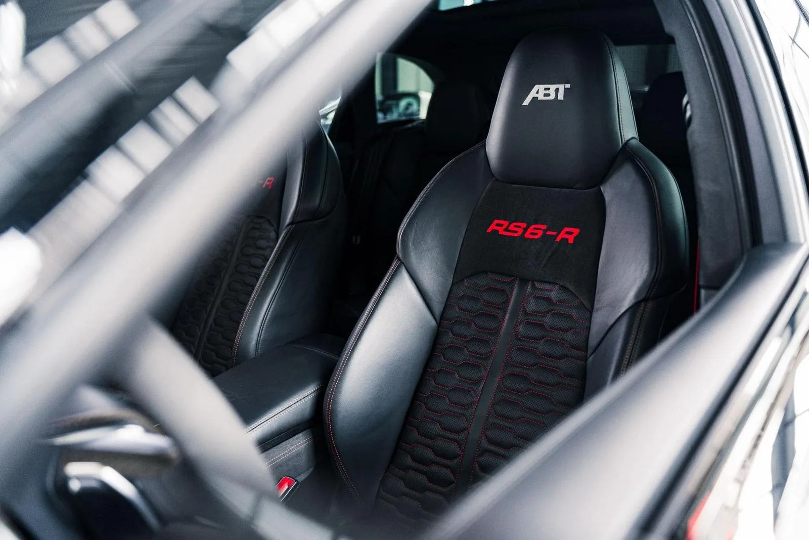 2021 Audi RS6 Avant ABT RS6-R, 25/30