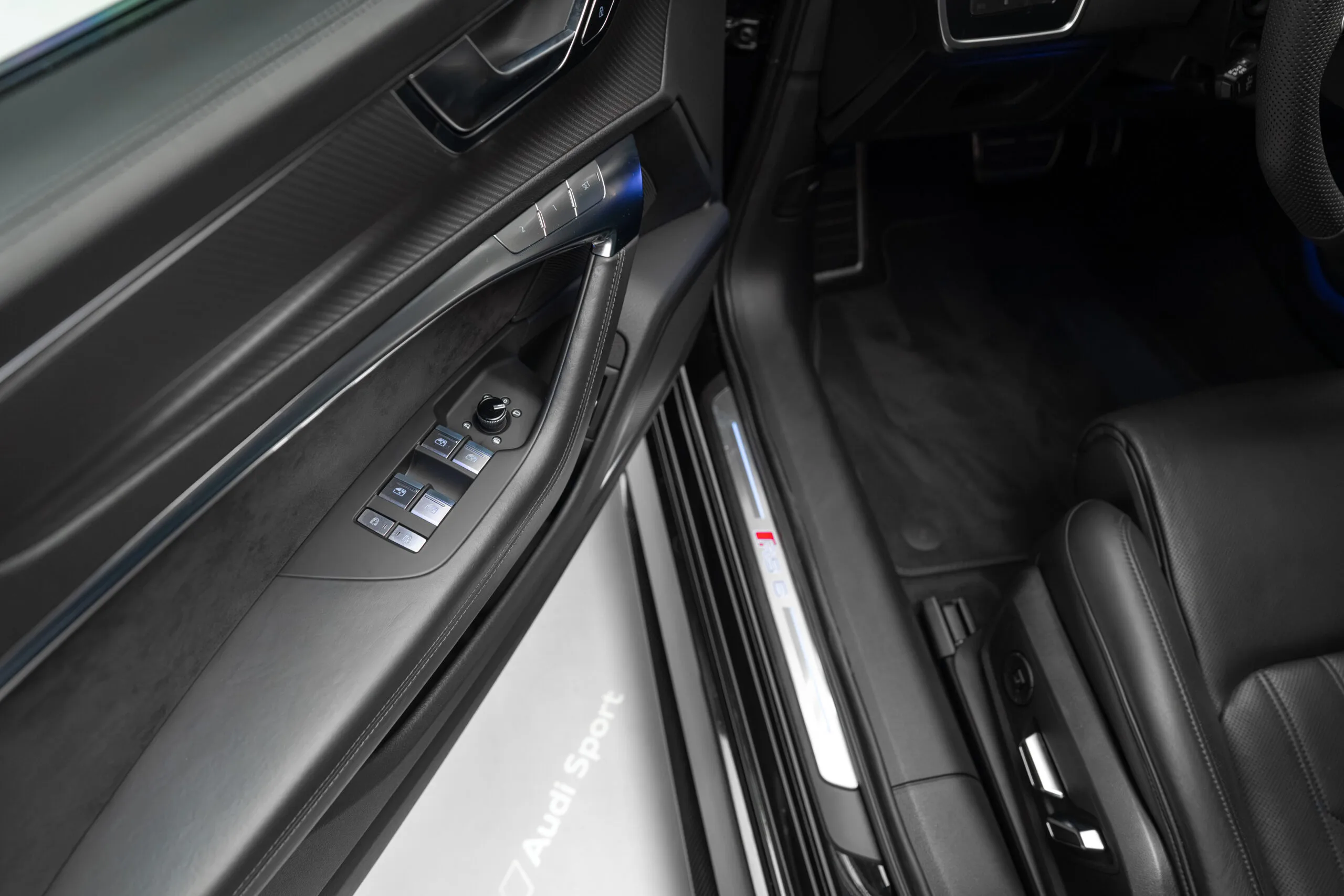 2021 Audi RS6 Avant, 12/30