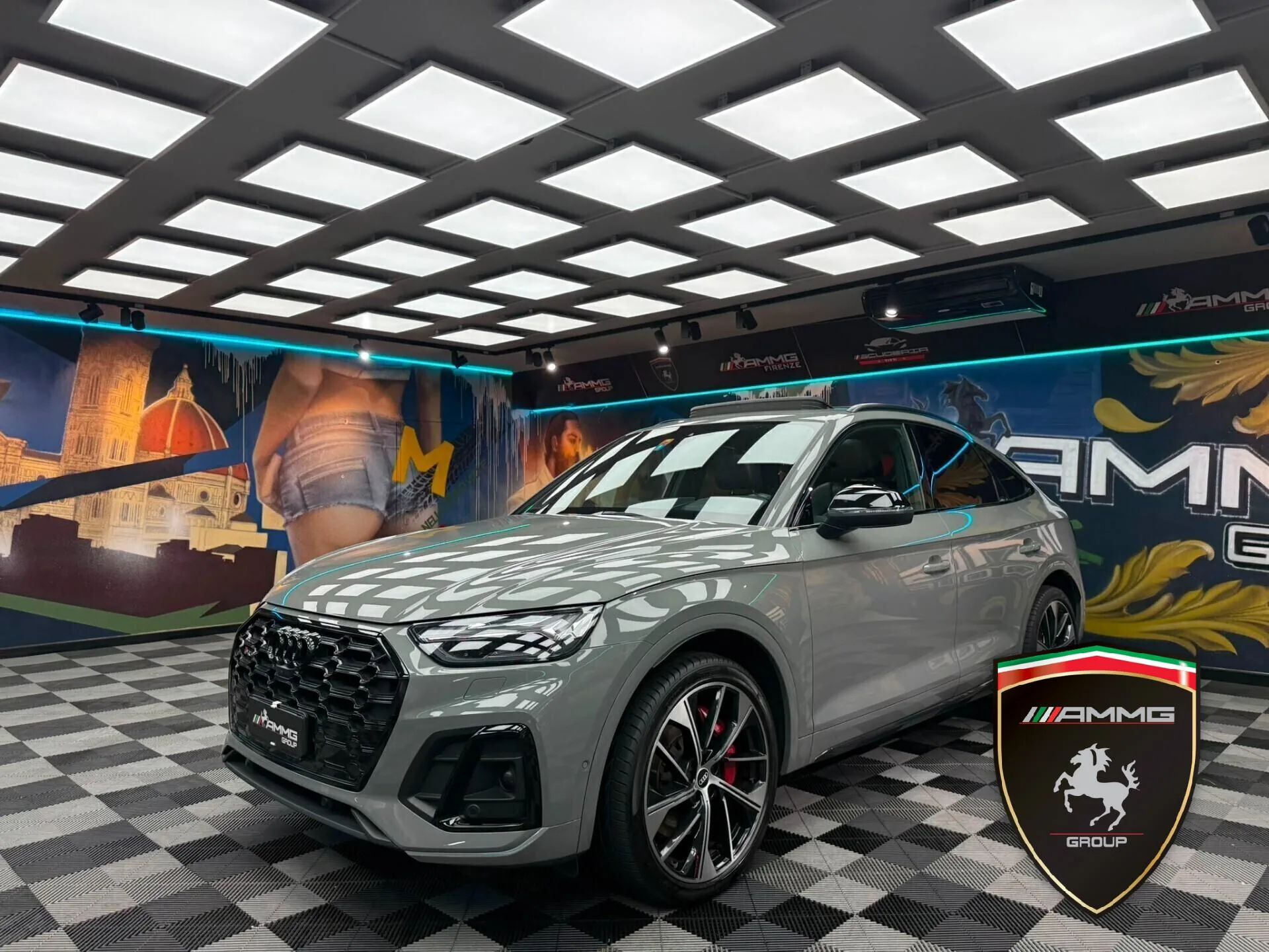 2021 Audi SQ5 Sportback TDI Sport Attitude offered by a specialist dealer in Calenzano, Italy, main photo