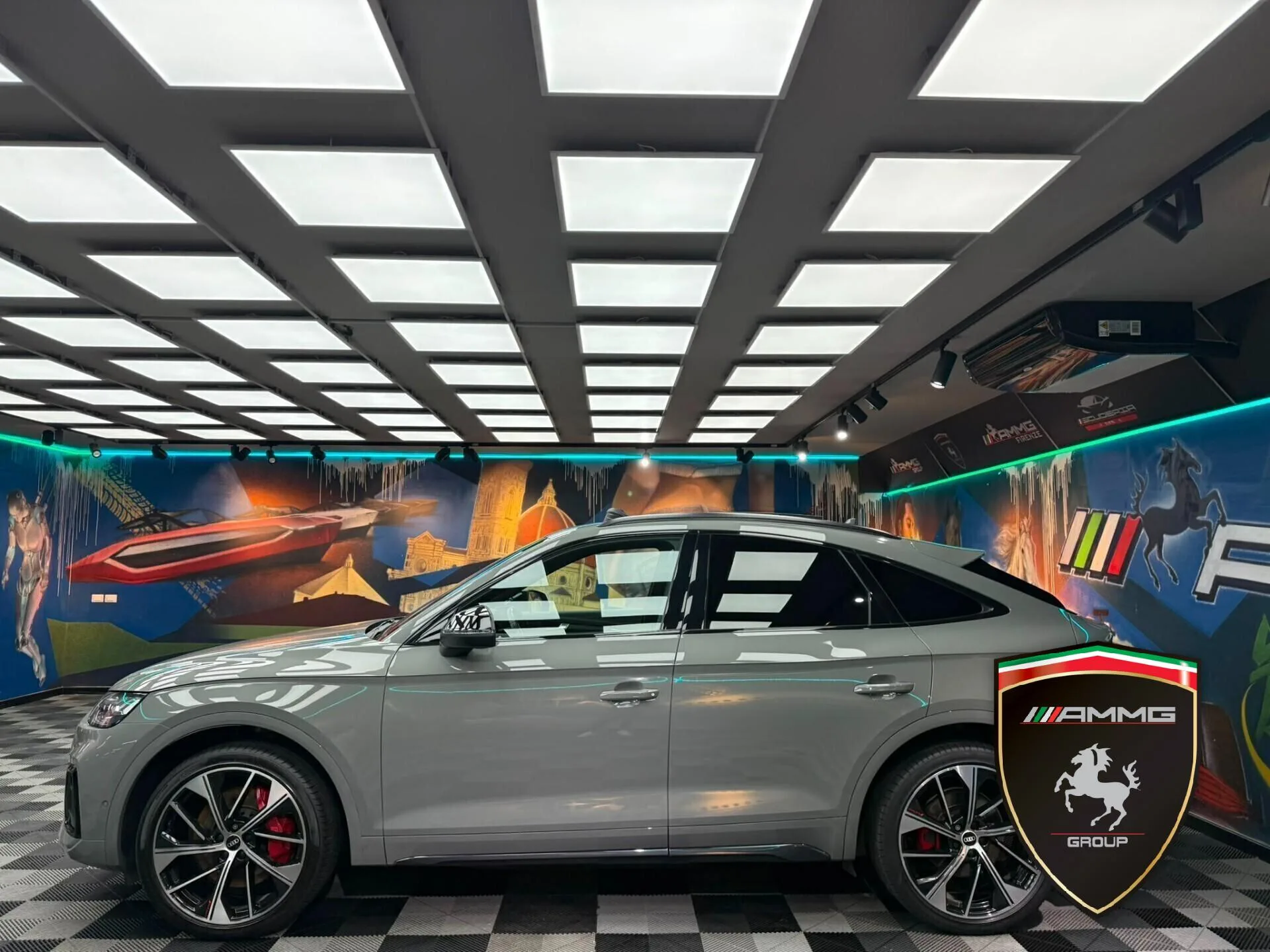 2021 Audi SQ5 Sportback TDI Sport Attitude, 4/15