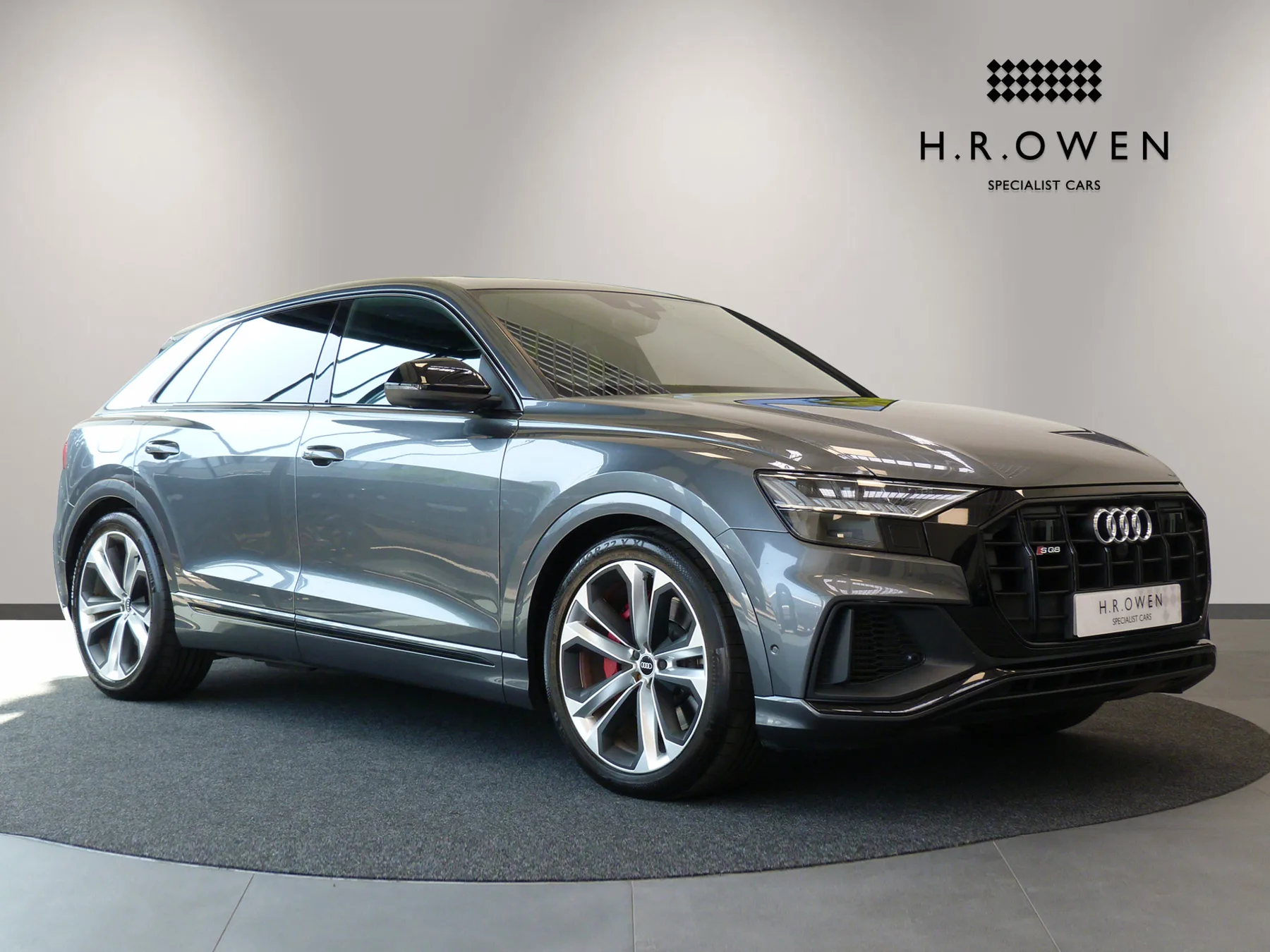 2021 Audi SQ8 angeboten von einer Vertragshändlergruppe in Cardiff, Vereinigtes Königreich, Hauptfoto