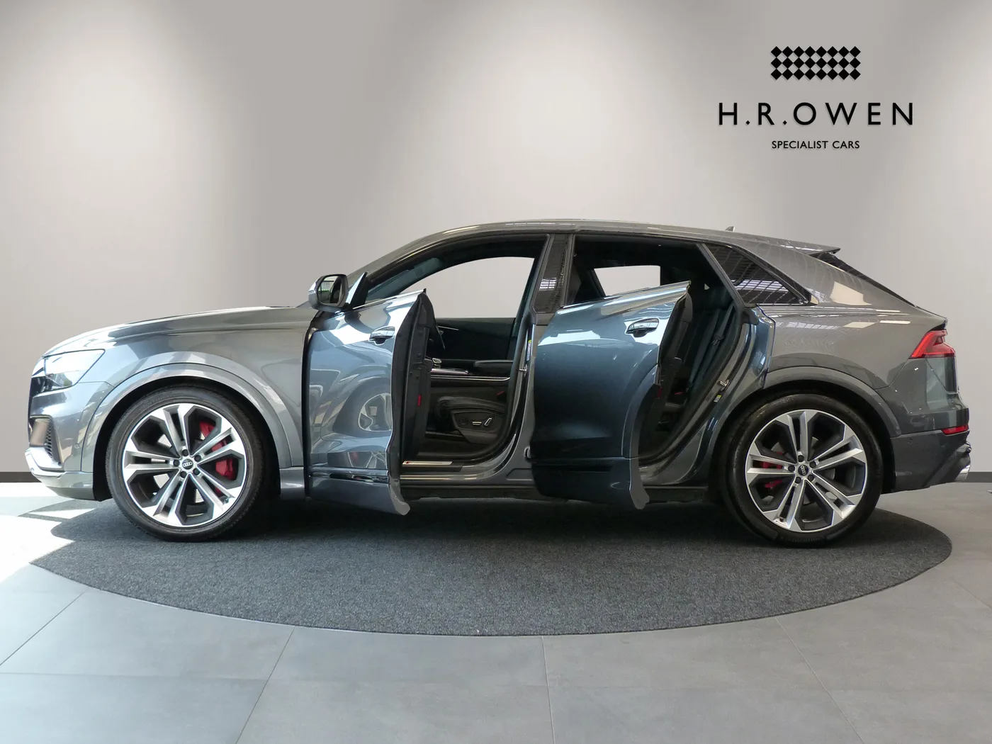 2021 Audi SQ8 angeboten von einer Vertragshändlergruppe in Cardiff, Vereinigtes Königreich, Foto 13 von 25