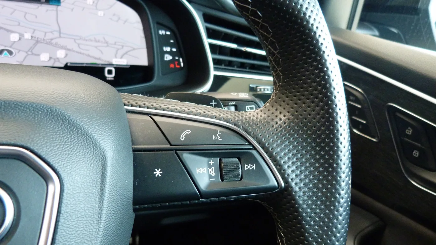 2021 Audi SQ8 angeboten von einer Vertragshändlergruppe in Cardiff, Vereinigtes Königreich, Foto 17 von 25