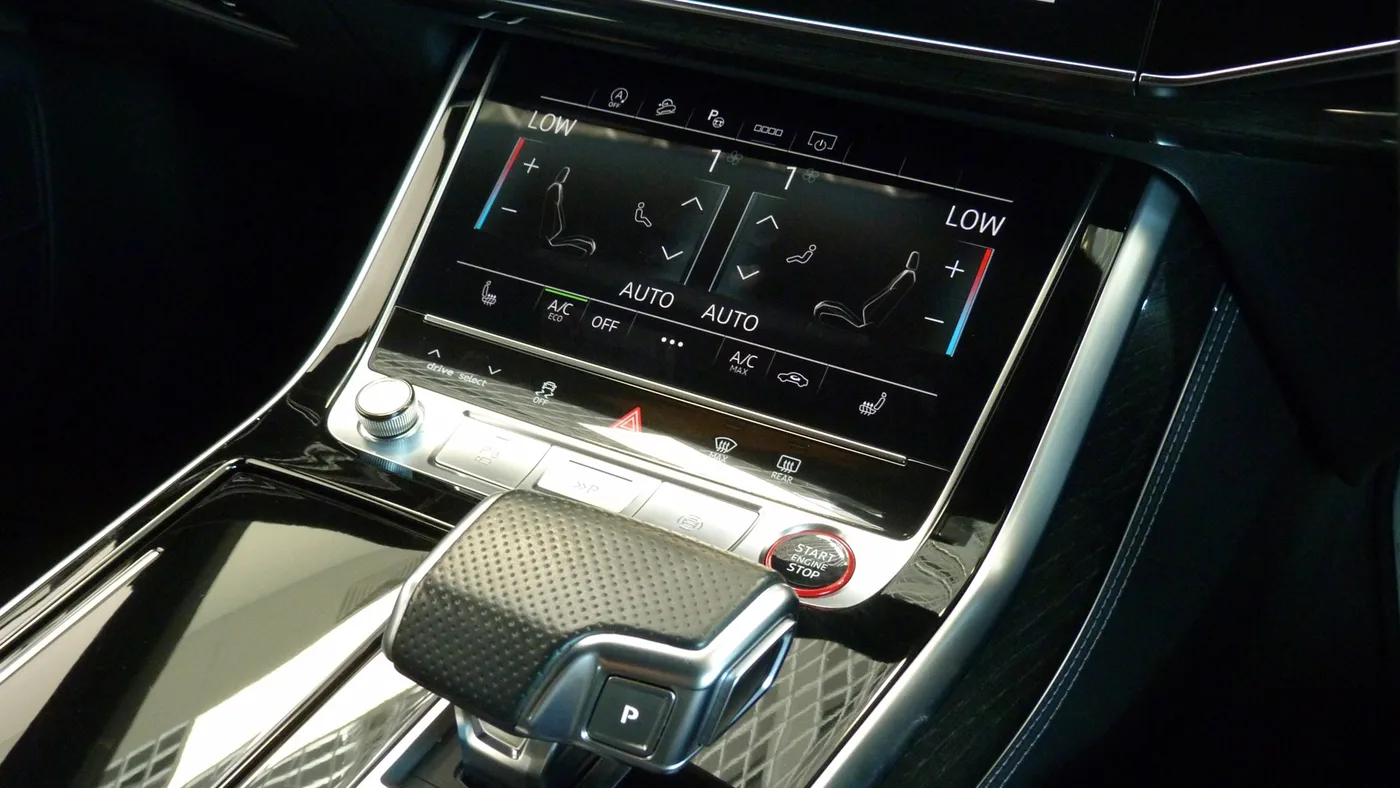 2021 Audi SQ8 angeboten von einer Vertragshändlergruppe in Cardiff, Vereinigtes Königreich, Foto 23 von 25