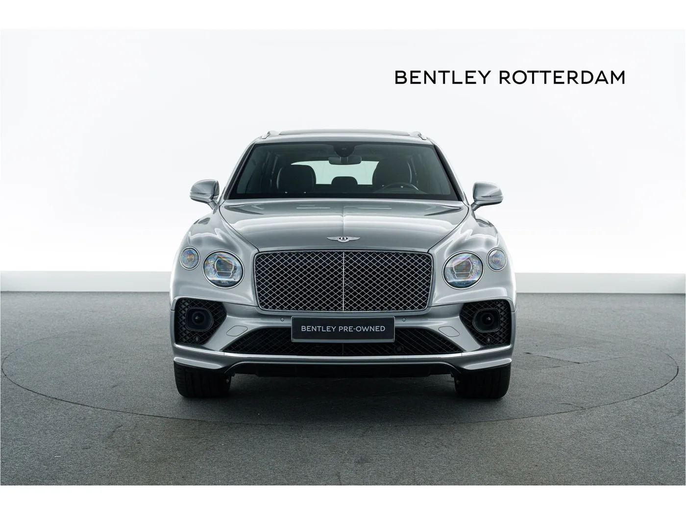 2021 Bentley Bentayga Hybrid angeboten von einem offiziellen Bentley-Vertragshändler in Rotterdam, Niederlande, Foto 4 von 15