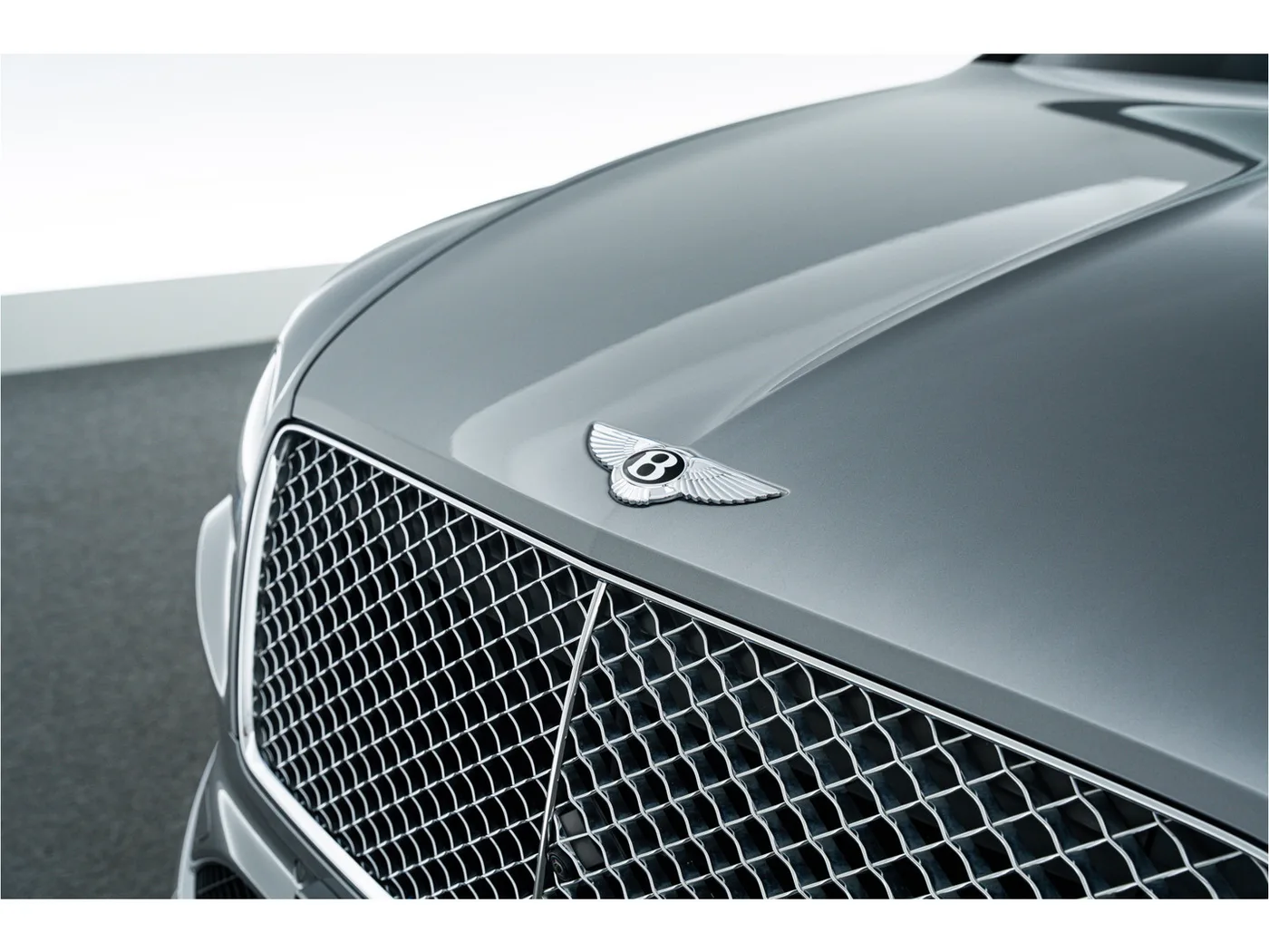 2021 Bentley Bentayga Hybrid angeboten von einem offiziellen Bentley-Vertragshändler in Rotterdam, Niederlande, Foto 11 von 15