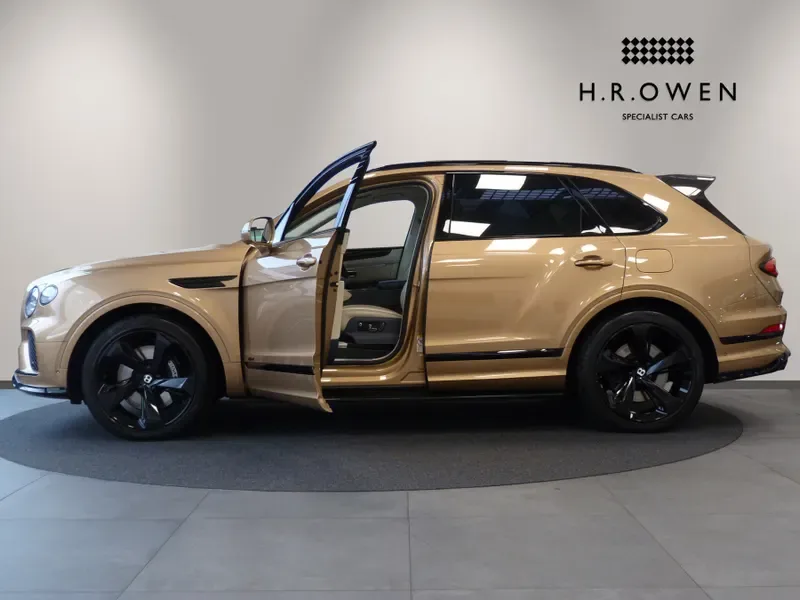 2021 Bentley Bentayga Hybrid, 6/28
