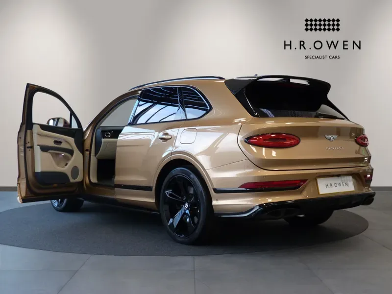 2021 Bentley Bentayga Hybrid, 12/28
