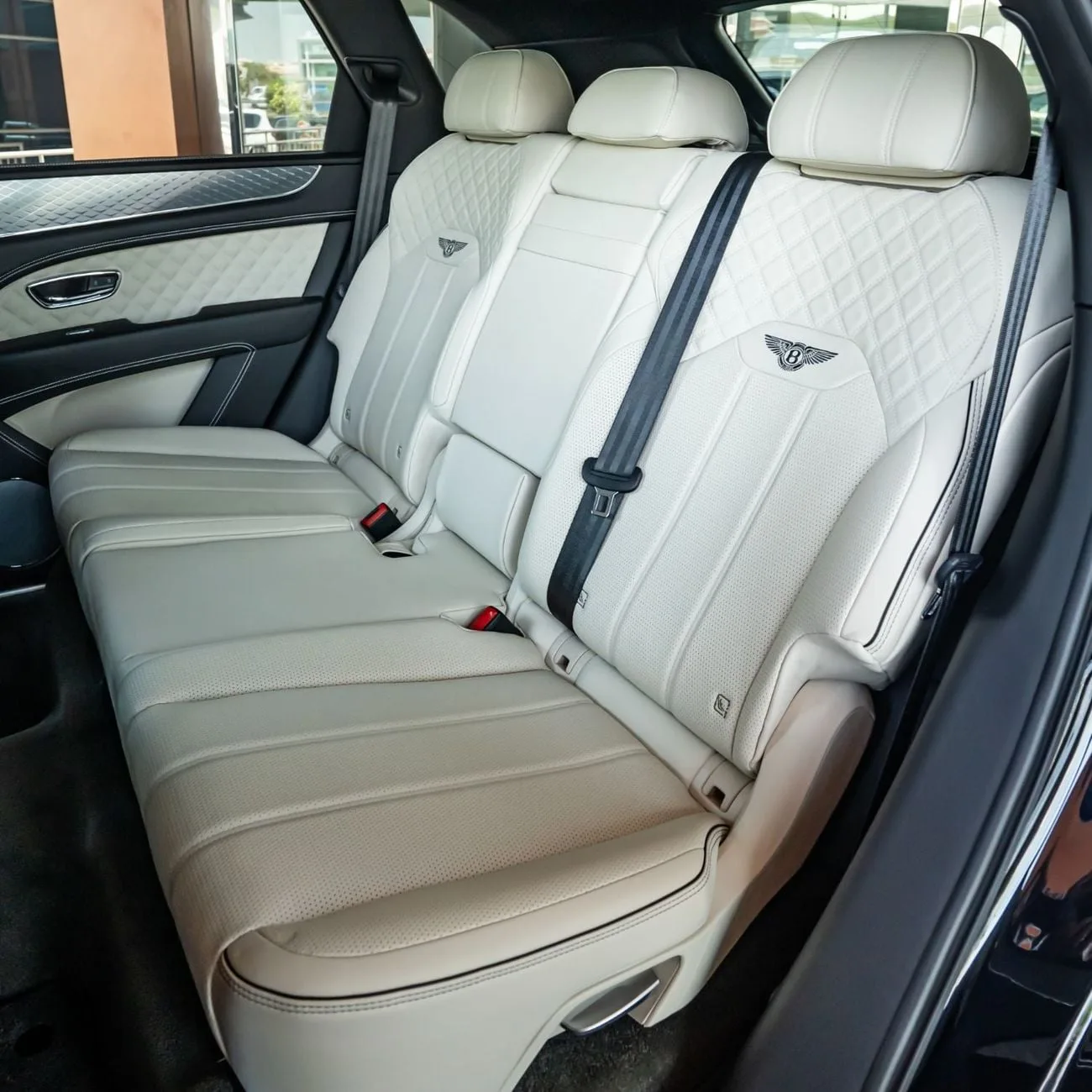 2021 Bentley Bentayga V8, 8/16