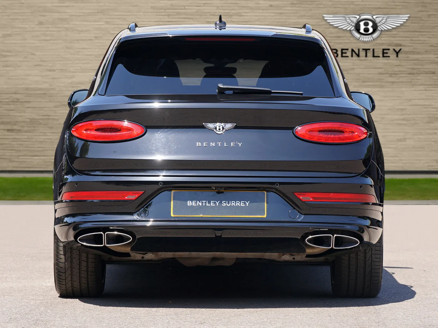 2021 Bentley Bentayga V8 angeboten von einer Vertragshändlergruppe in Ripley, Vereinigtes Königreich, Foto 8 von 25