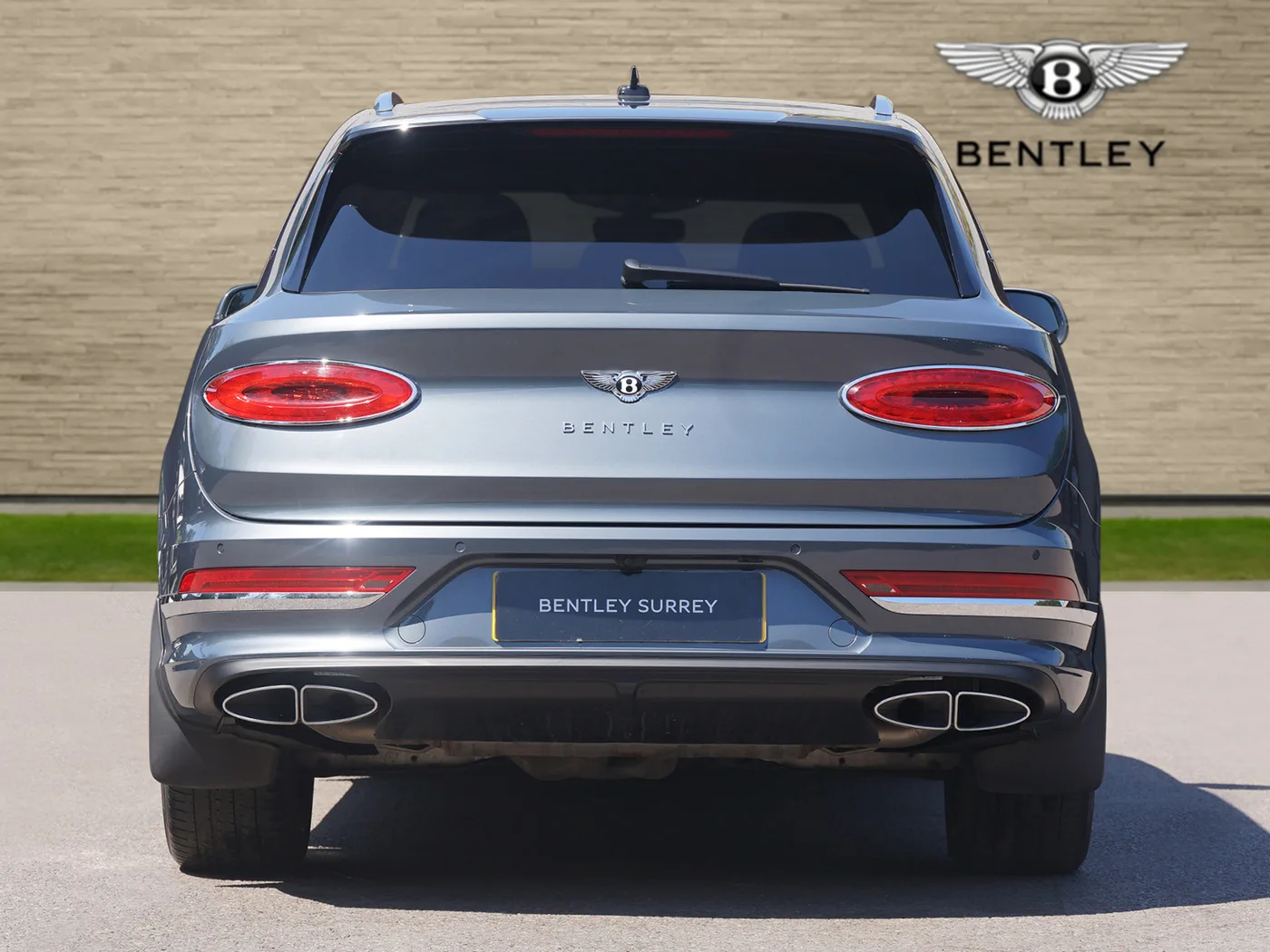 2021 Bentley Bentayga V8 angeboten von einer Vertragshändlergruppe in Ripley, Vereinigtes Königreich, Foto 8 von 25