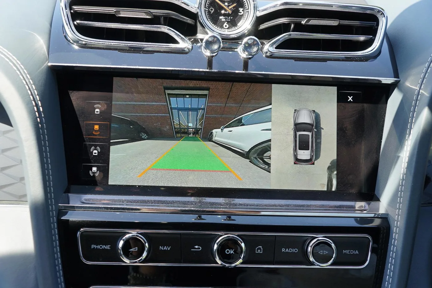 2021 Bentley Bentayga V8 angeboten von einer Vertragshändlergruppe in Ripley, Vereinigtes Königreich, Foto 19 von 25