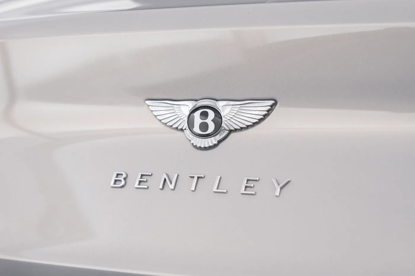 2021 Bentley Bentayga V8 angeboten von einer Vertragshändlergruppe in Hatfield, Vereinigtes Königreich, Foto 7 von 25