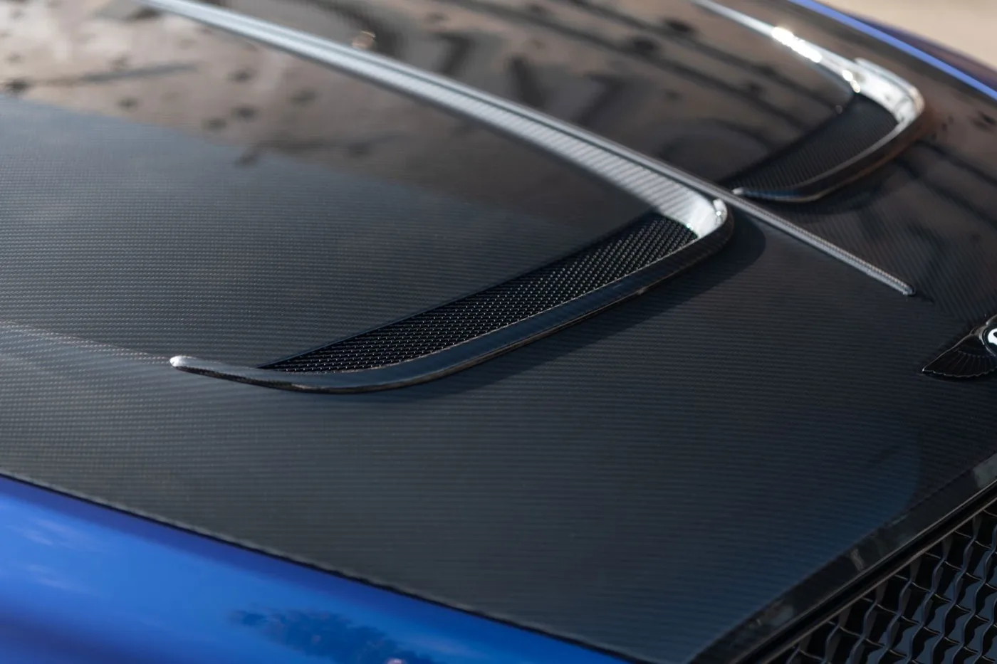 2021 Bentley Bentayga V8 offered by a supercar dealer in Gronau, Germany, photo 10 of 25