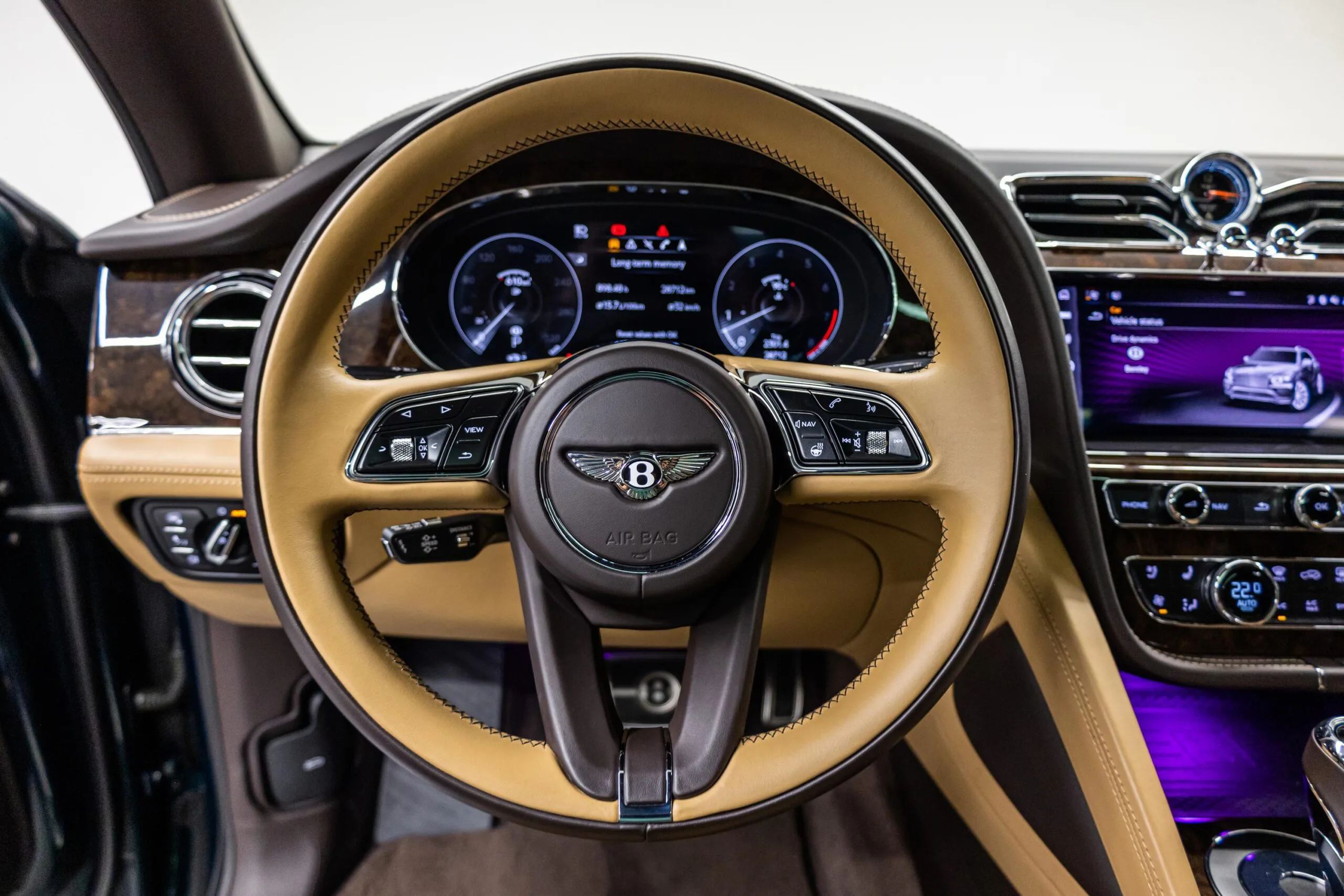 2021 Bentley Bentayga V8 First Edition, 8/28