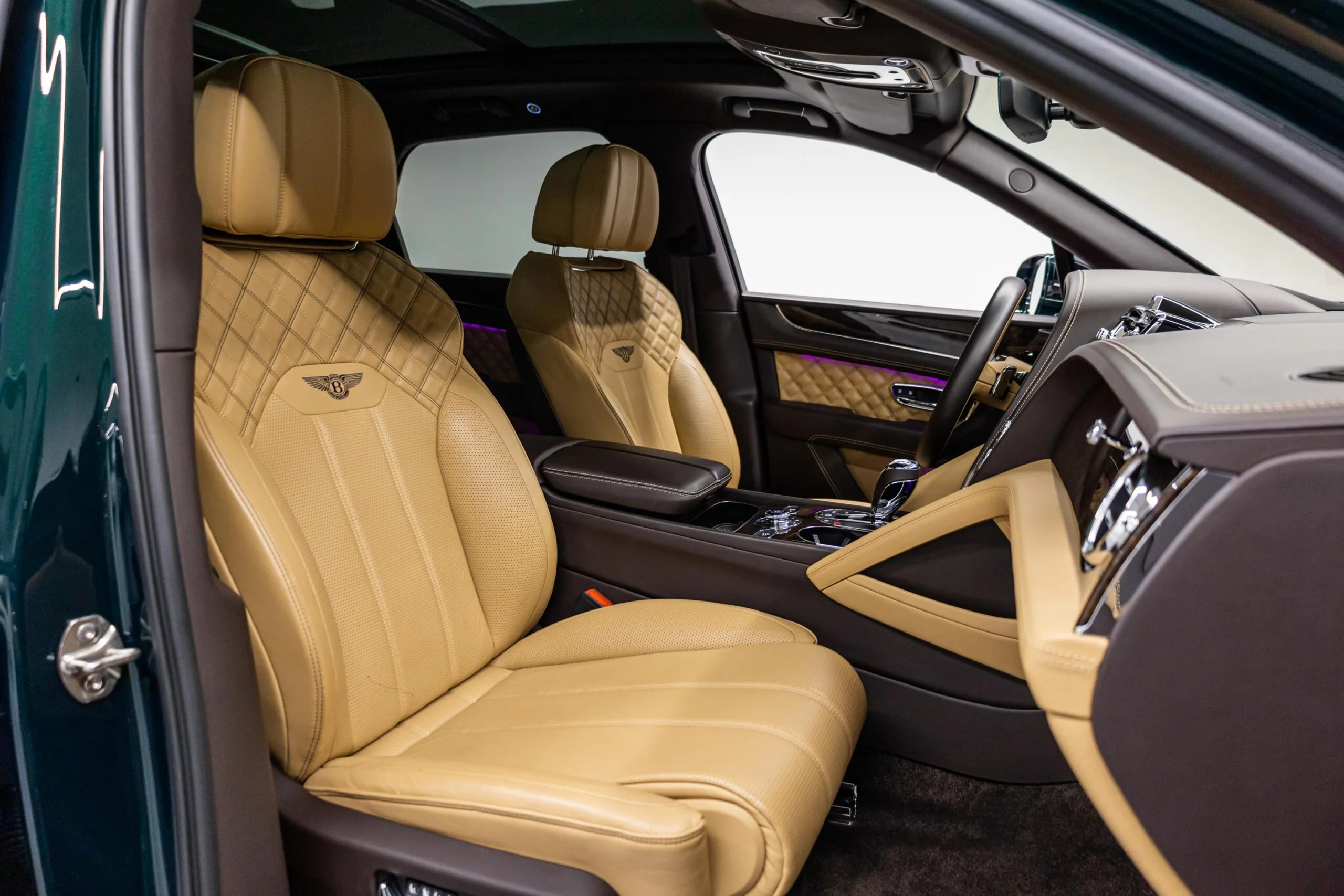 2021 Bentley Bentayga V8 First Edition, 18/28