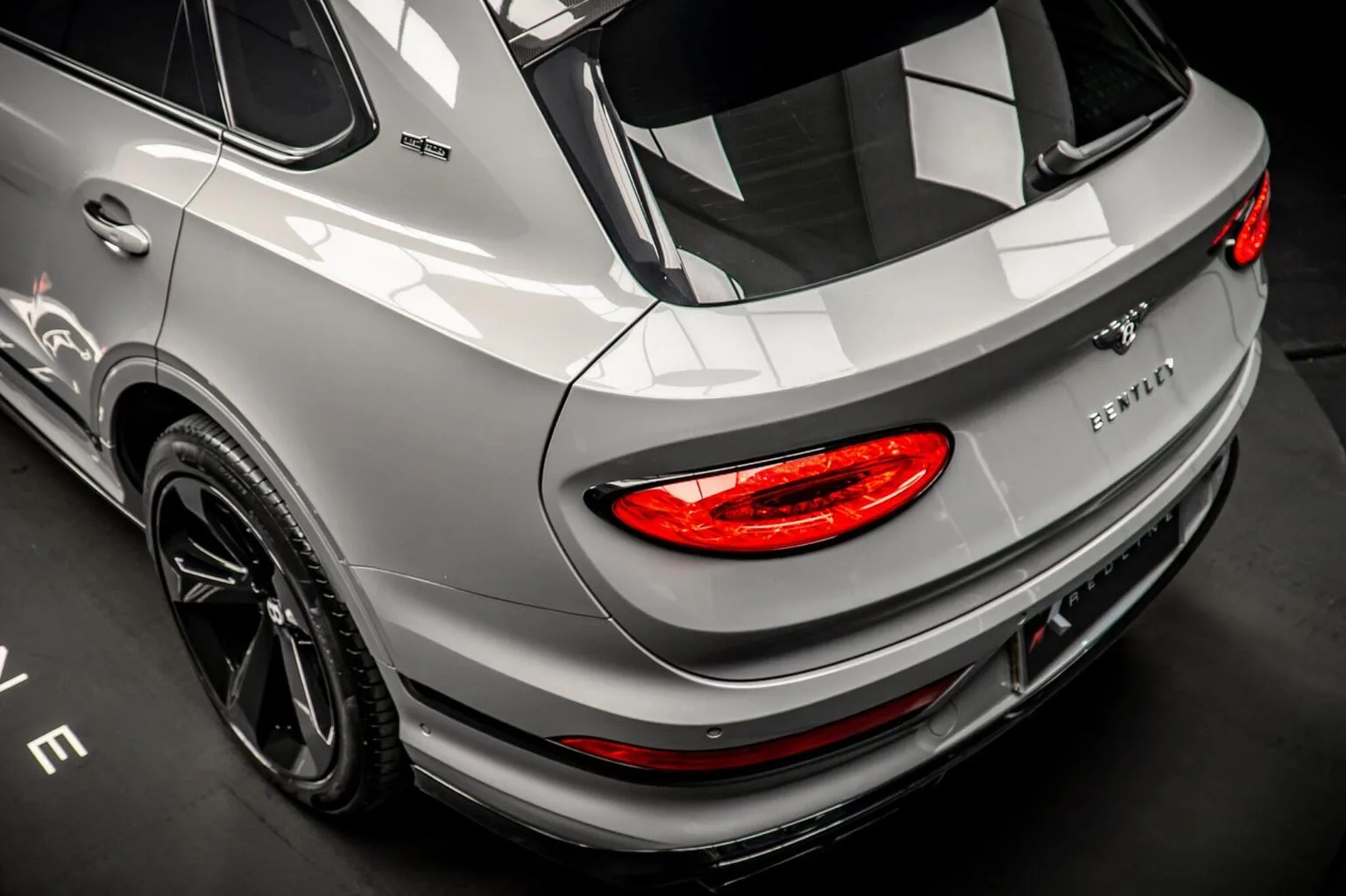 2021 Bentley Bentayga V8, 18/30