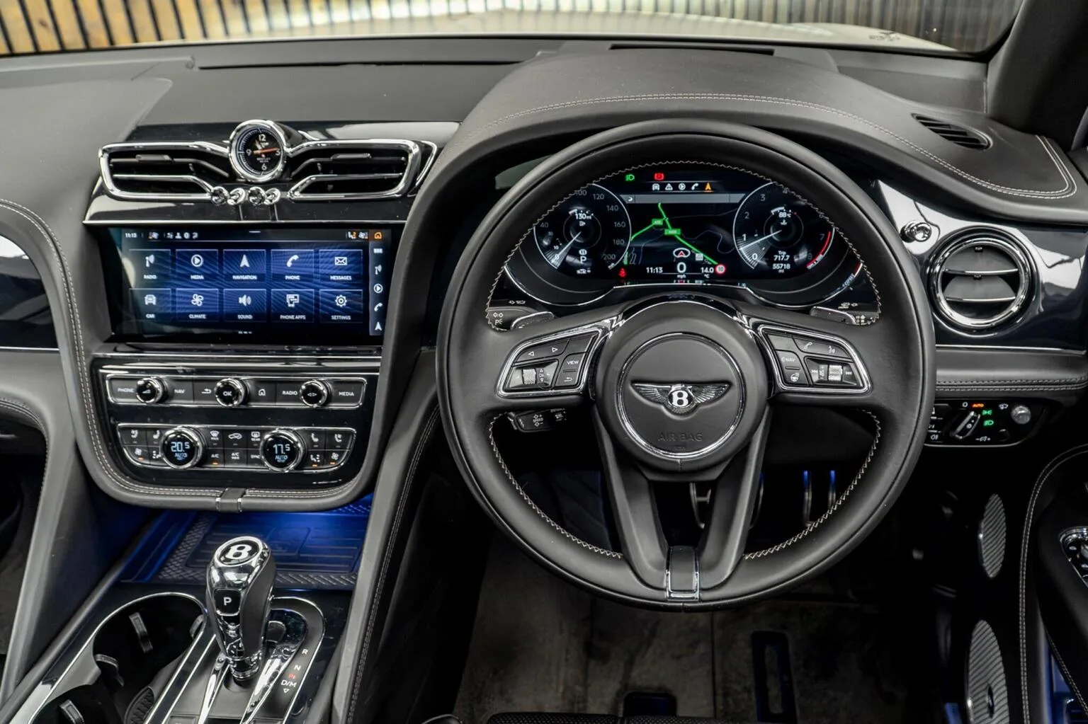 2021 Bentley Bentayga V8, 25/30