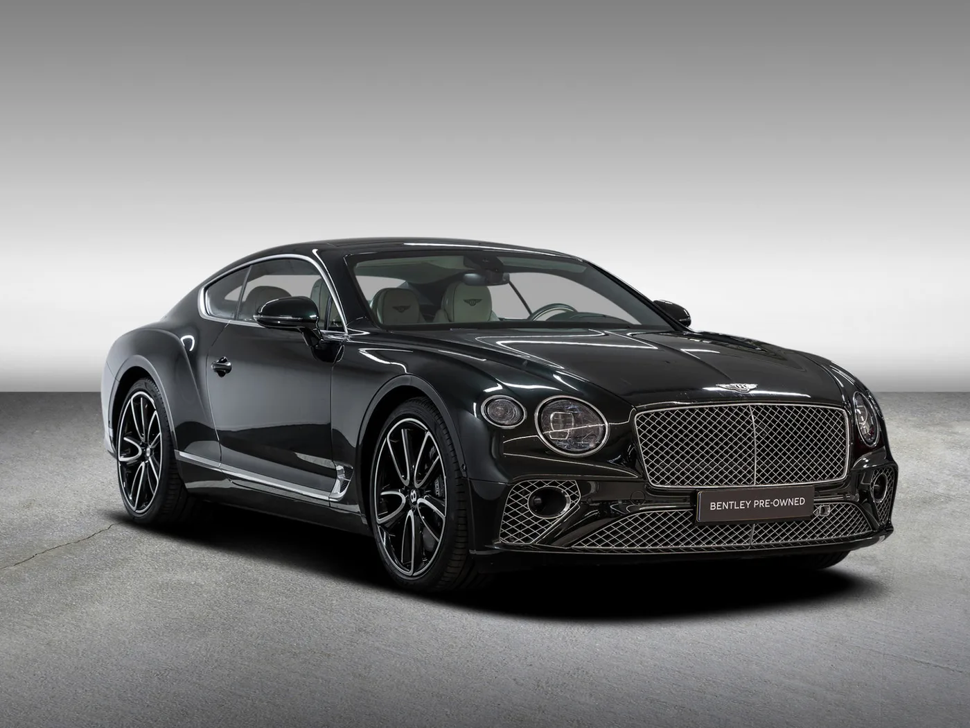 2021 Bentley Continental GT V8 offered by an official Bentley dealer in Leusden, Netherlands, photo 3 of 15