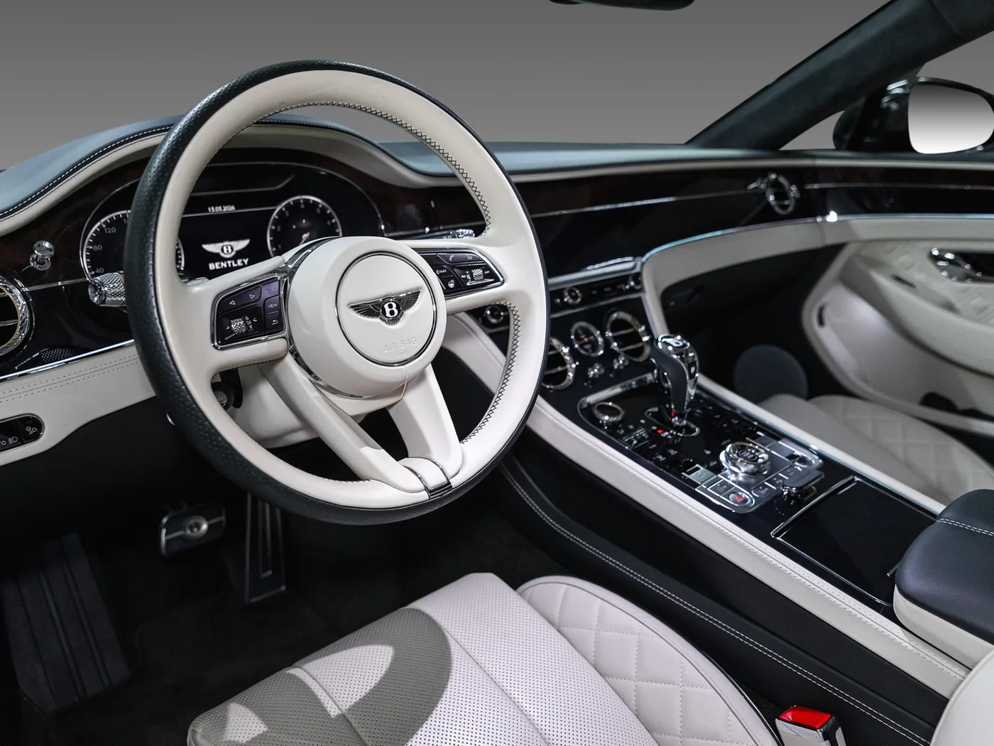 2021 Bentley Continental GT V8 offered by an official Bentley dealer in Leusden, Netherlands, photo 10 of 15