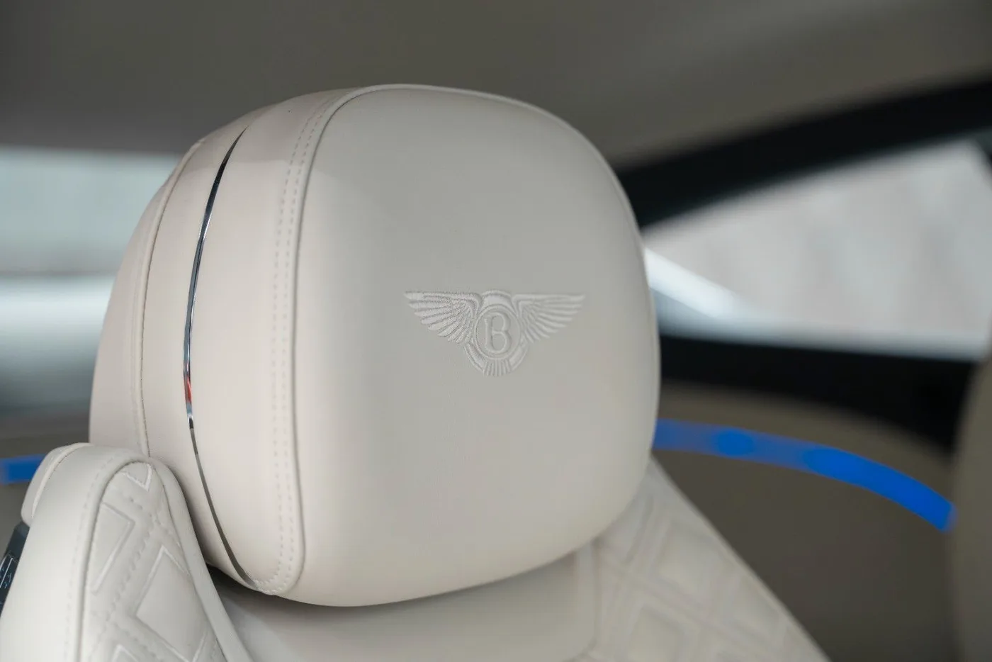 2021 Bentley Continental GT V8 proposée par un spécialiste de la supercar à Schenefeld, Allemagne, photo 25 sur 25