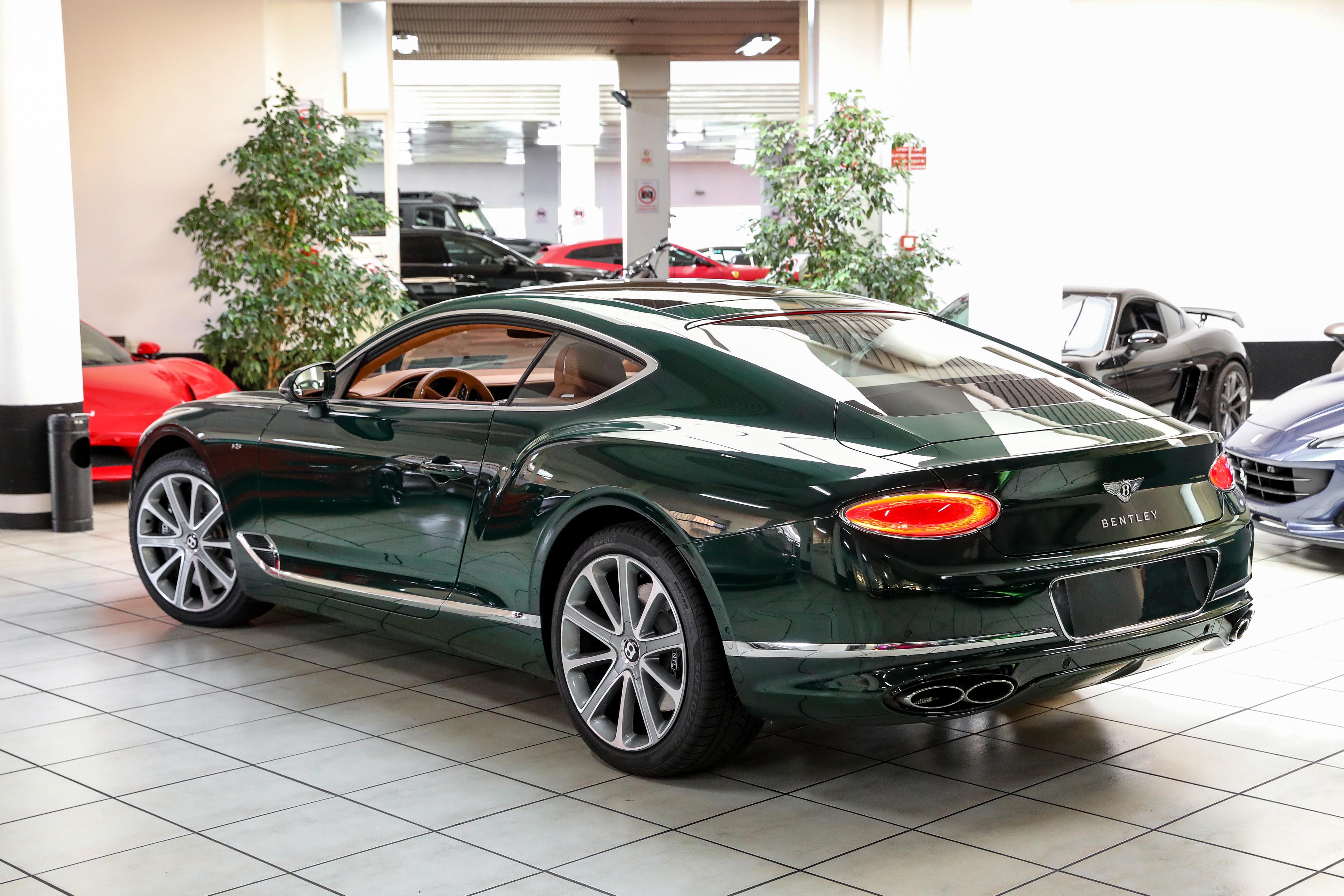 2021 Bentley Continental GT V8 angeboten von einem Fachhändler in Milan, Italien, Foto 7 von 20