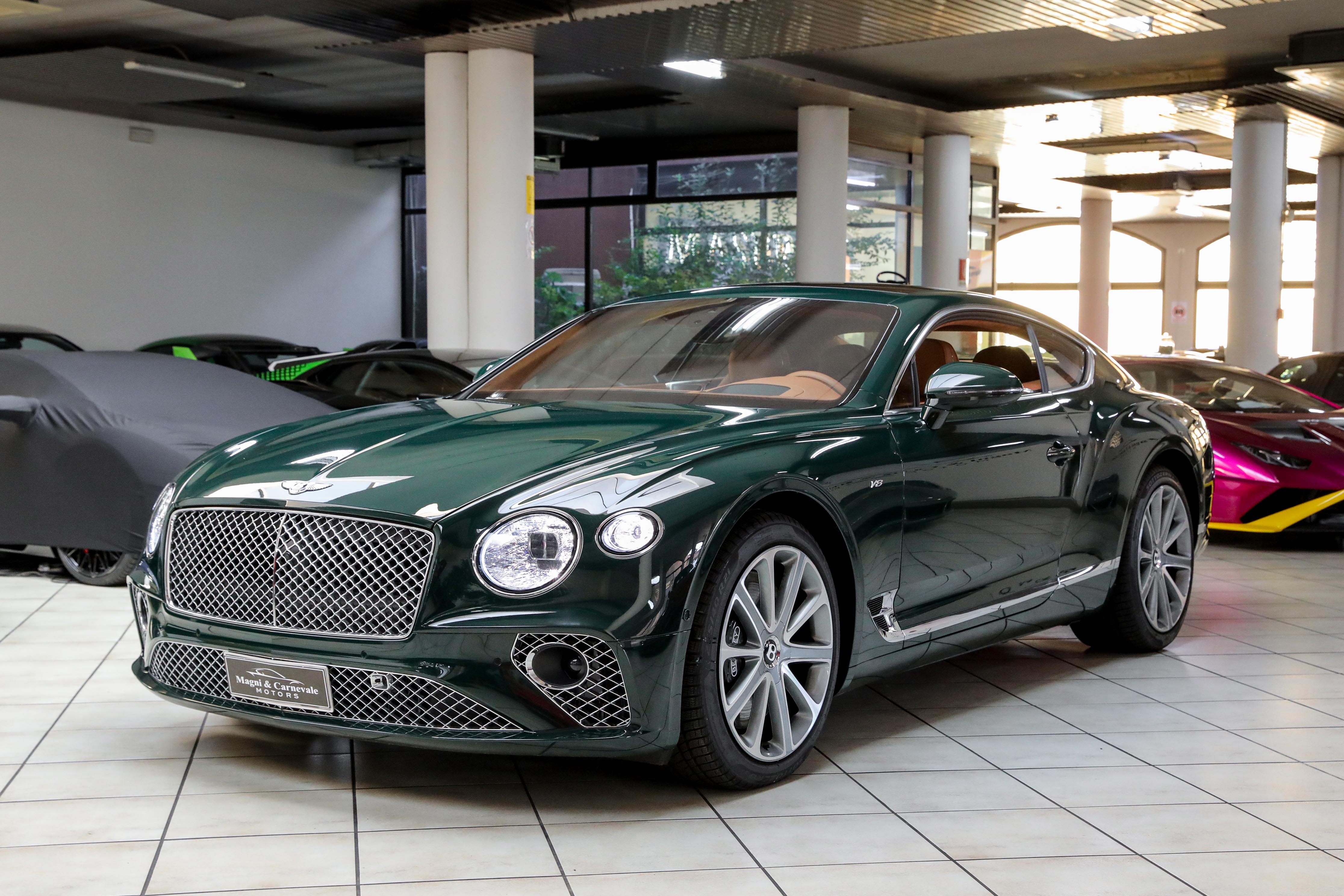 2021 Bentley Continental GT V8 angeboten von einem Fachhändler in Milan, Italien, Foto 9 von 20
