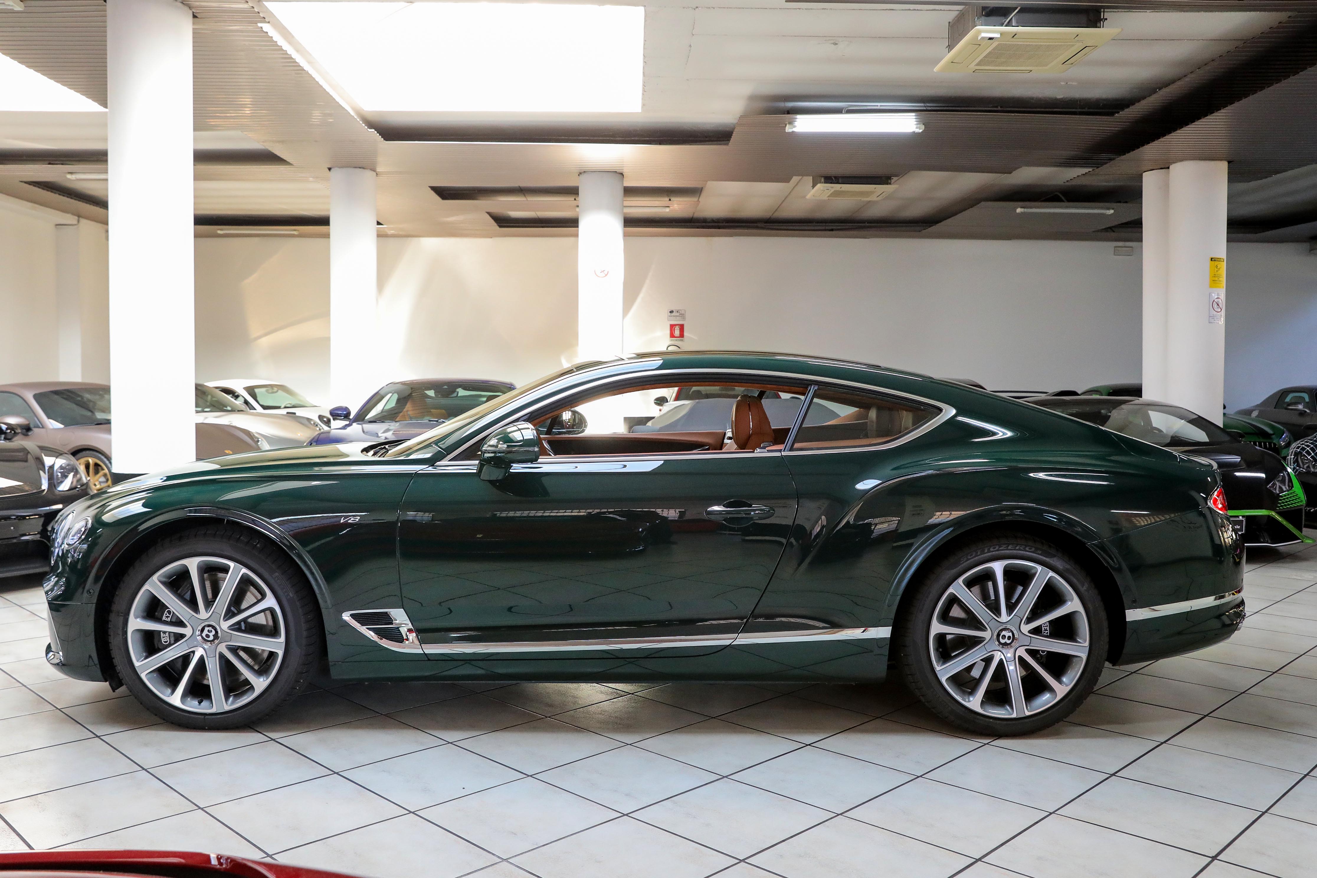 2021 Bentley Continental GT V8 angeboten von einem Fachhändler in Milan, Italien, Foto 10 von 20