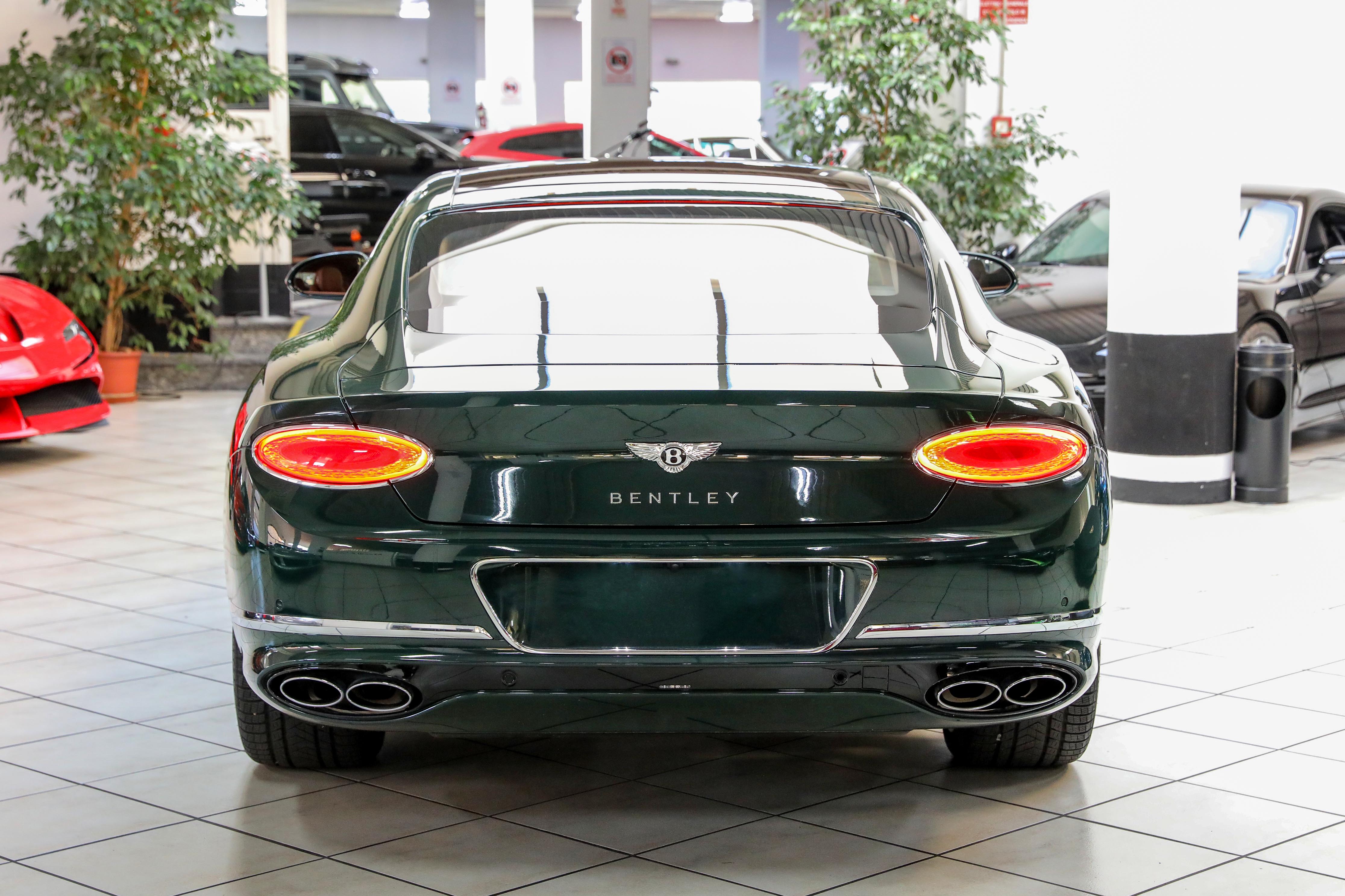 2021 Bentley Continental GT V8 angeboten von einem Fachhändler in Milan, Italien, Foto 12 von 20